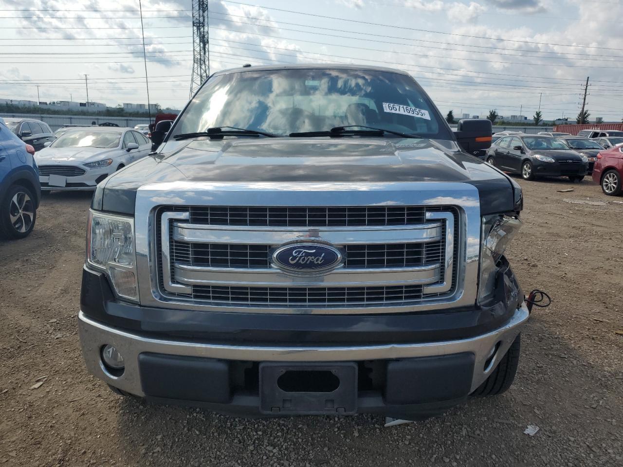 2013 Ford F150 Super Cab Black vin: 1FTEX1CM3DFB52573