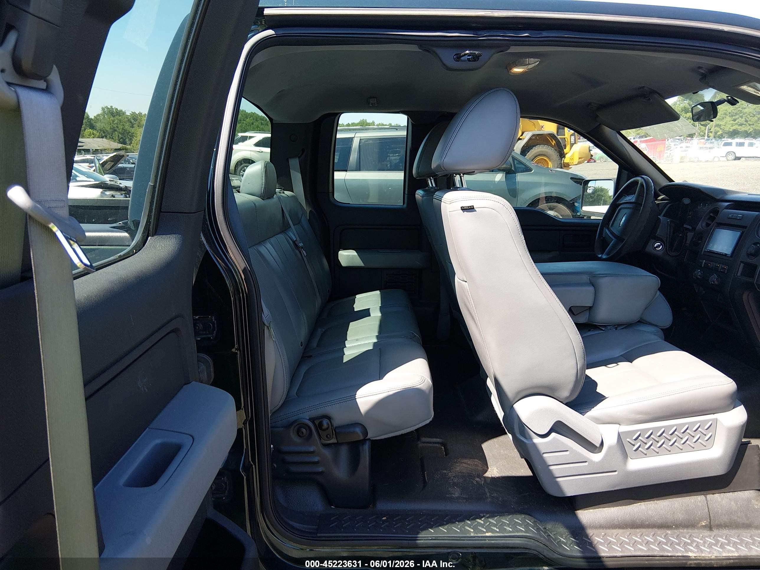 2014 Ford F-150 Xl Green vin: 1FTEX1CM3EFB18151