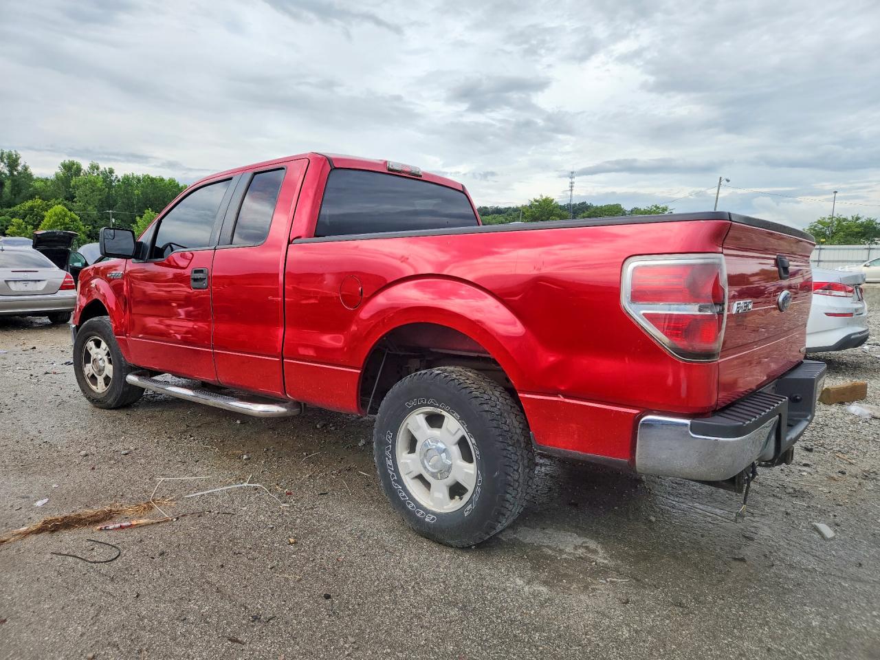 2011 Ford F150 Super Cab Red vin: 1FTEX1CM4BFA25392