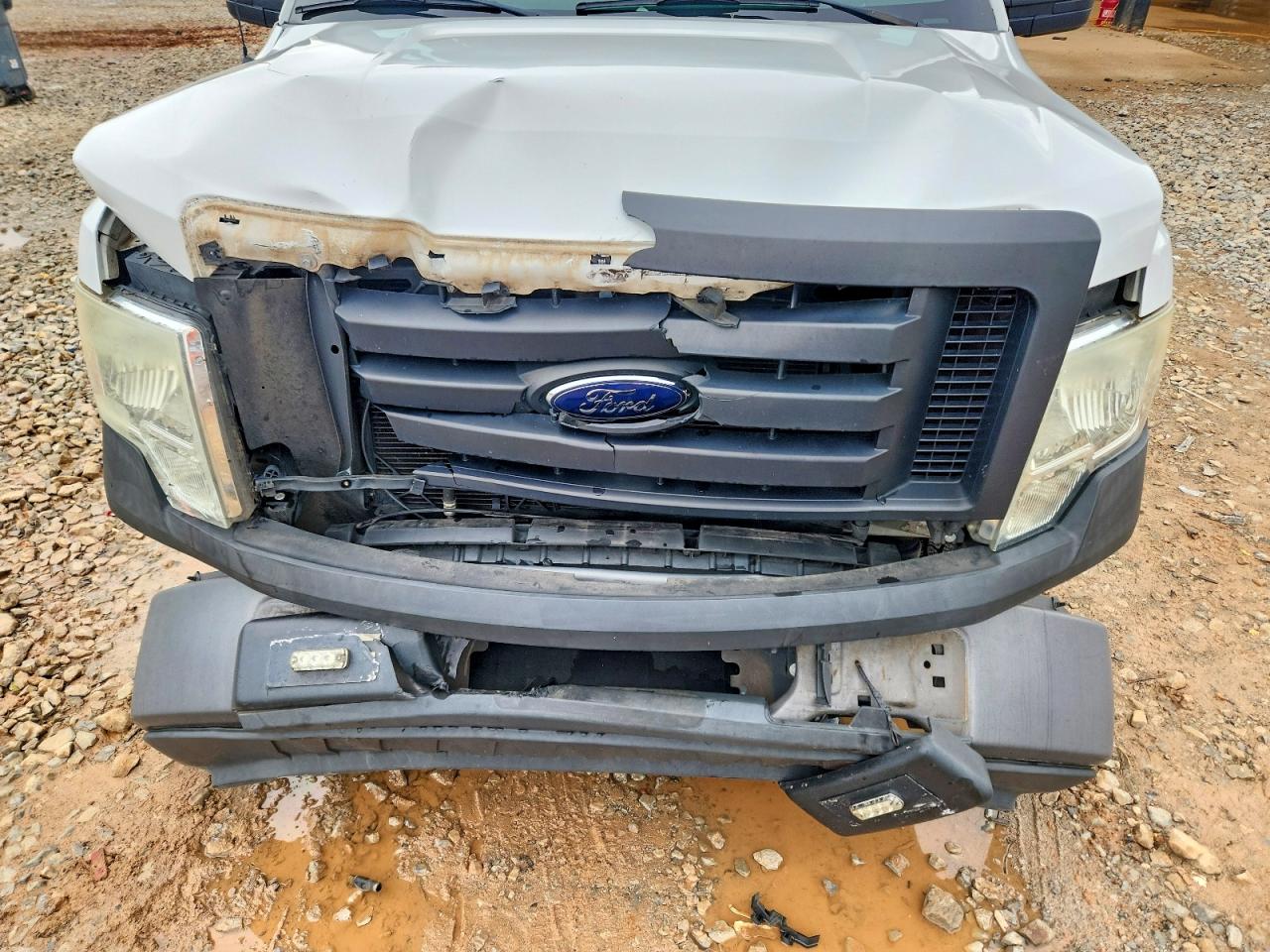 2011 Ford F150 Super Cab Белый vin: 1FTEX1CM4BFB46911