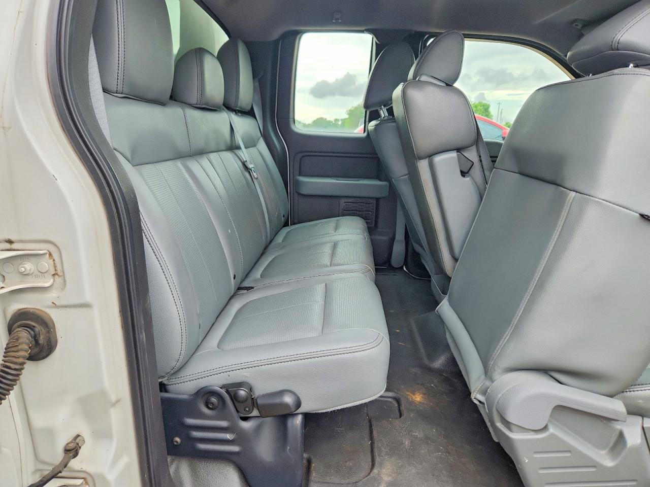 2011 Ford F150 Super Cab Белый vin: 1FTEX1CM4BFB46911