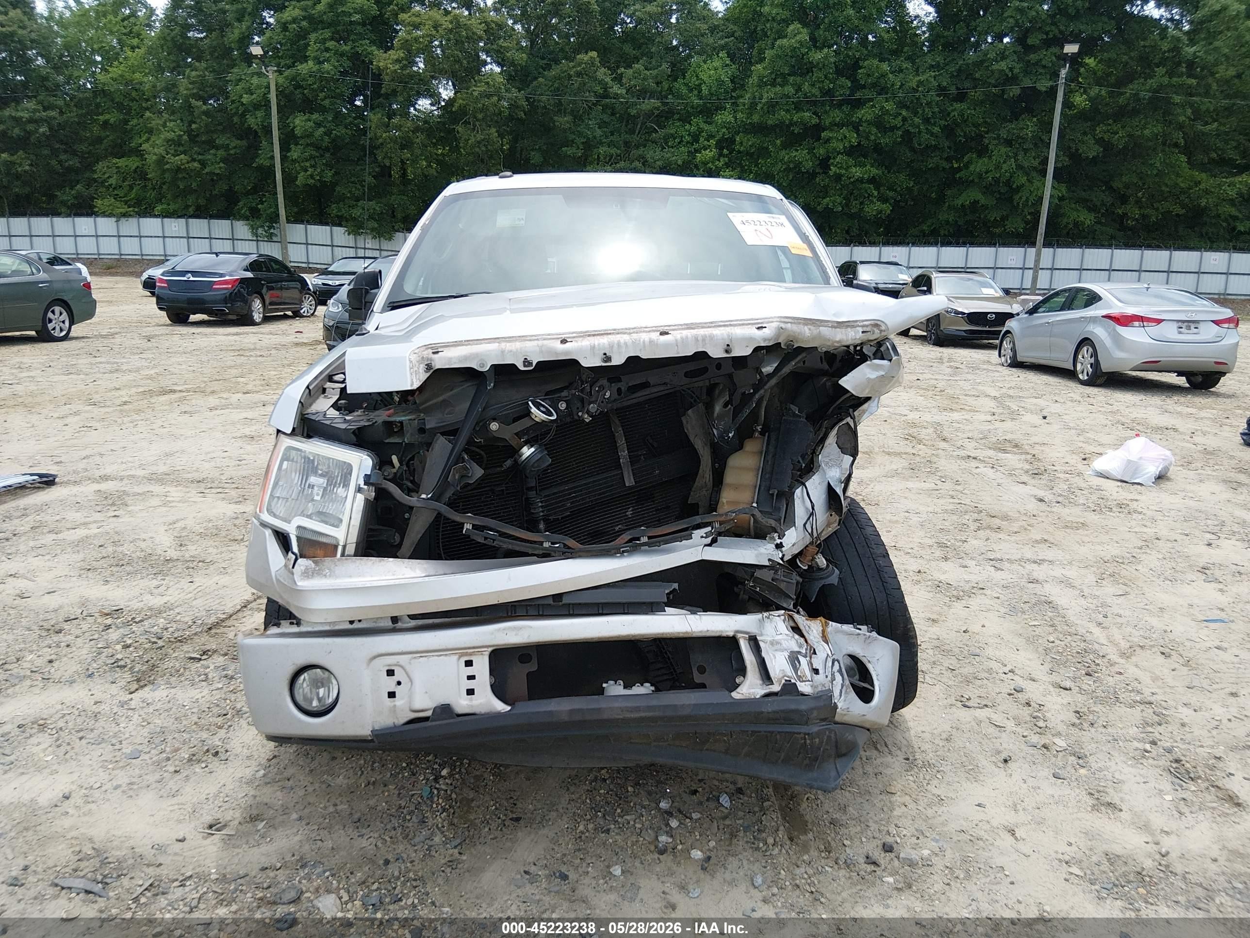 2011 Ford F-150 Xlt Silver vin: 1FTEX1CM4BFC82827