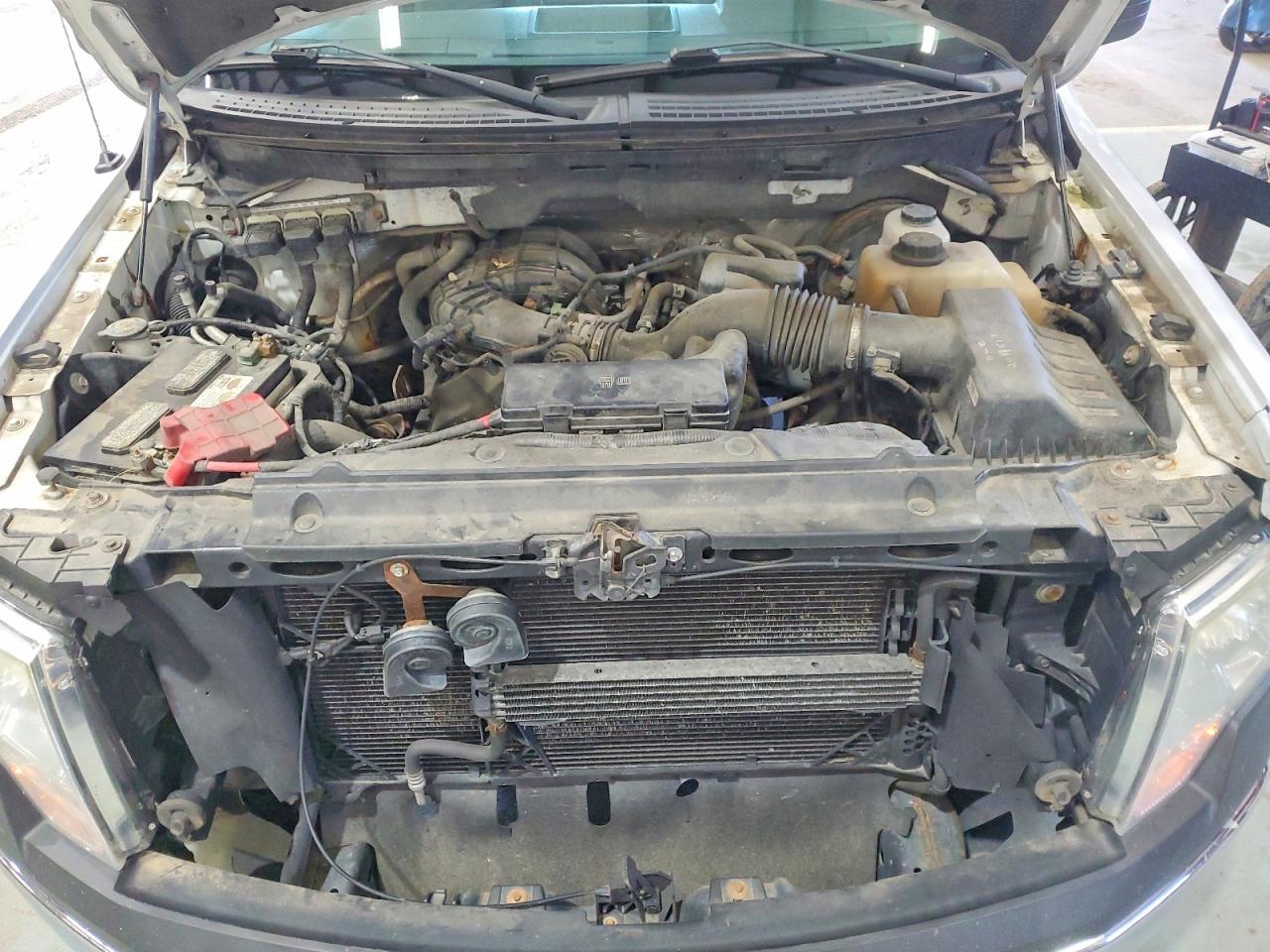 2013 Ford F150 Super Cab Белый vin: 1FTEX1CM4DFB46460