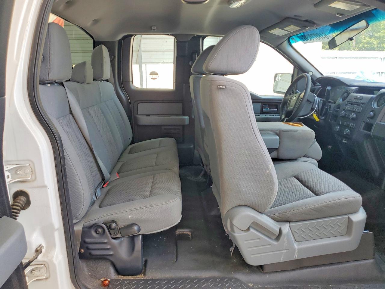 2013 Ford F150 Super Cab White vin: 1FTEX1CM4DKD10457