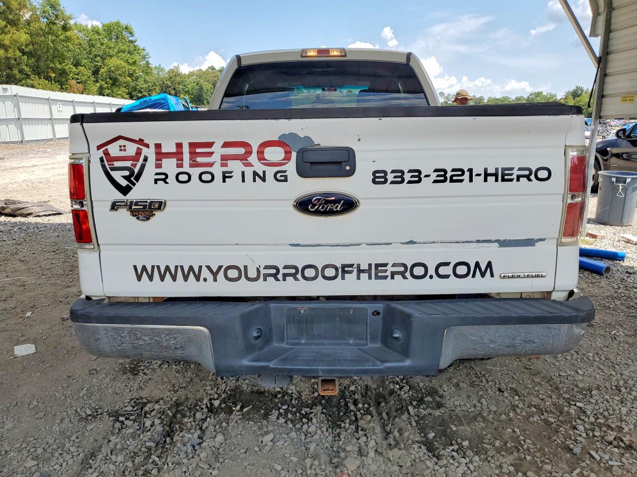2013 Ford F150 Super Cab White vin: 1FTEX1CM4DKD10457