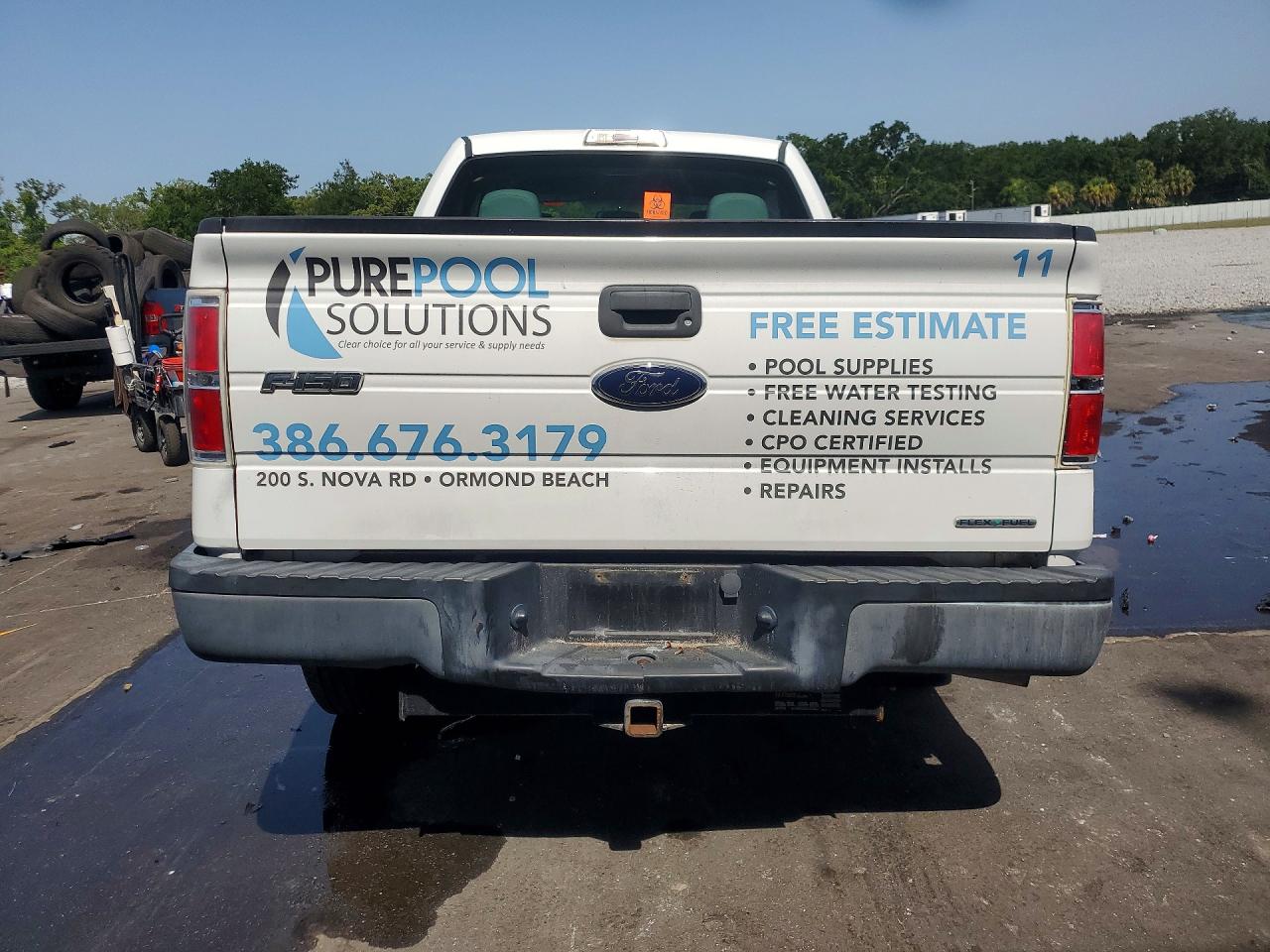 2014 Ford F150 Super Cab White vin: 1FTEX1CM4EFB95319