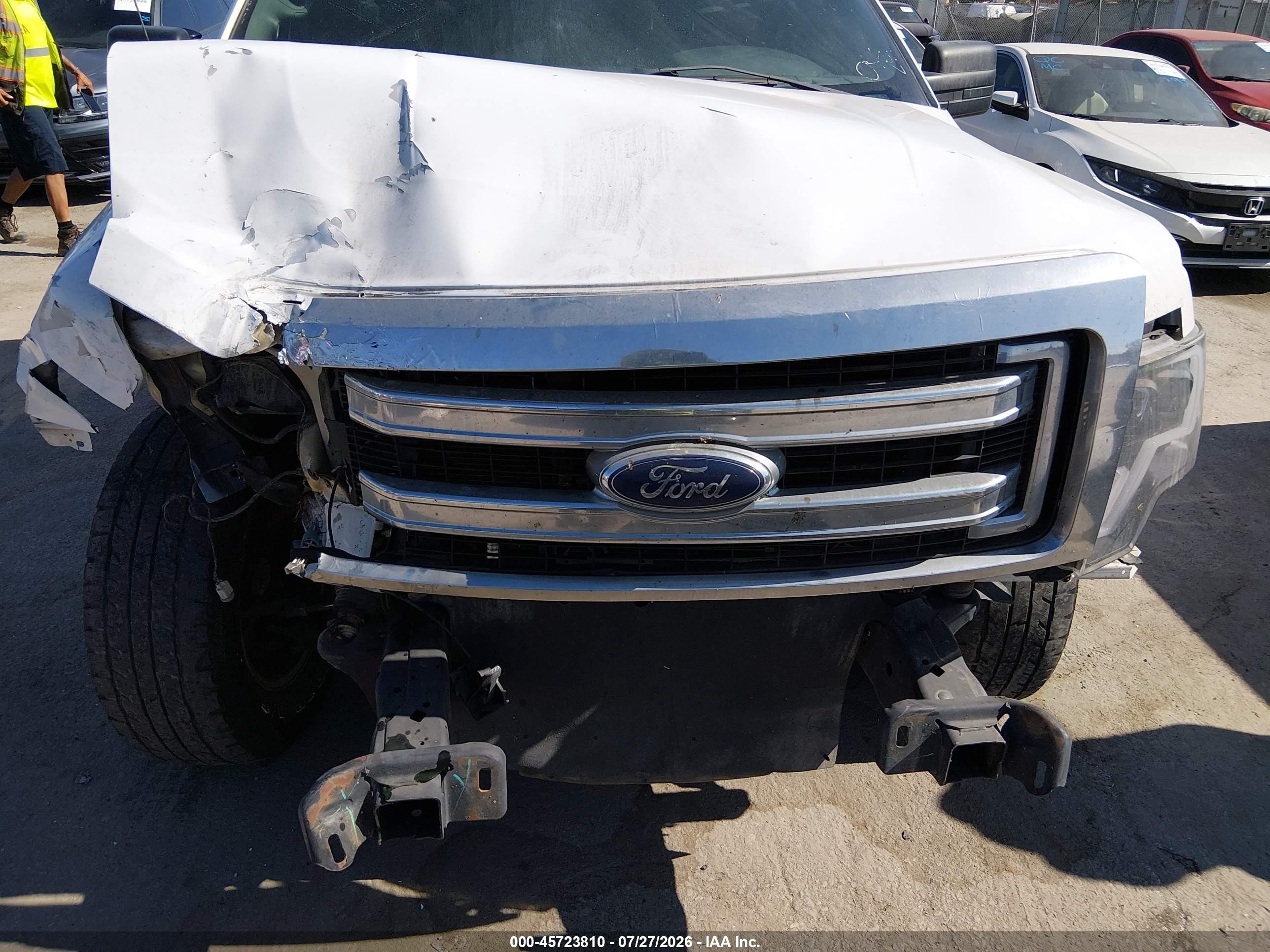 2014 Ford F-150 Xlt Белый vin: 1FTEX1CM4EKE10317