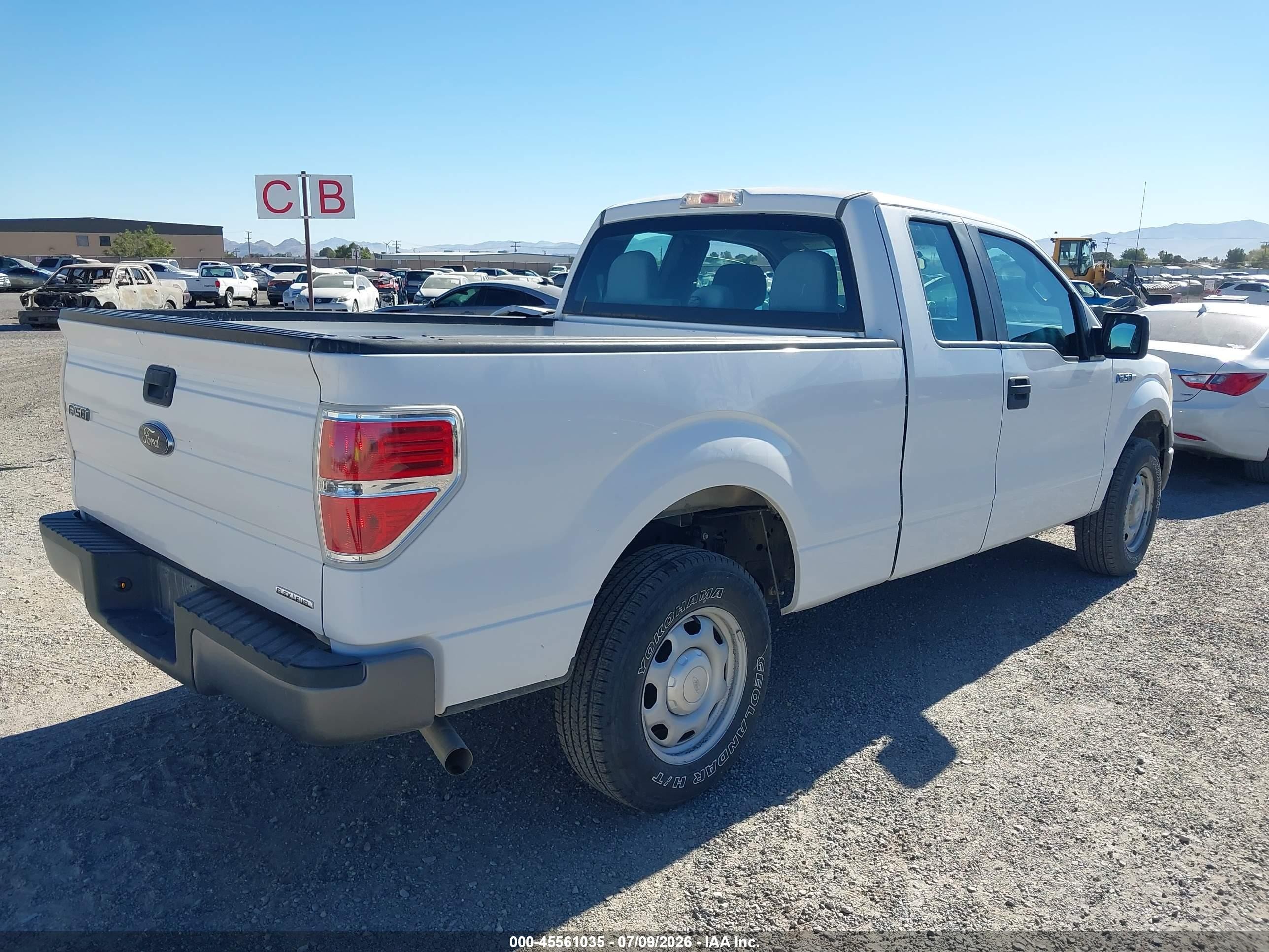 2014 Ford F-150 Stx/xl/xlt White vin: 1FTEX1CM4EKE11743