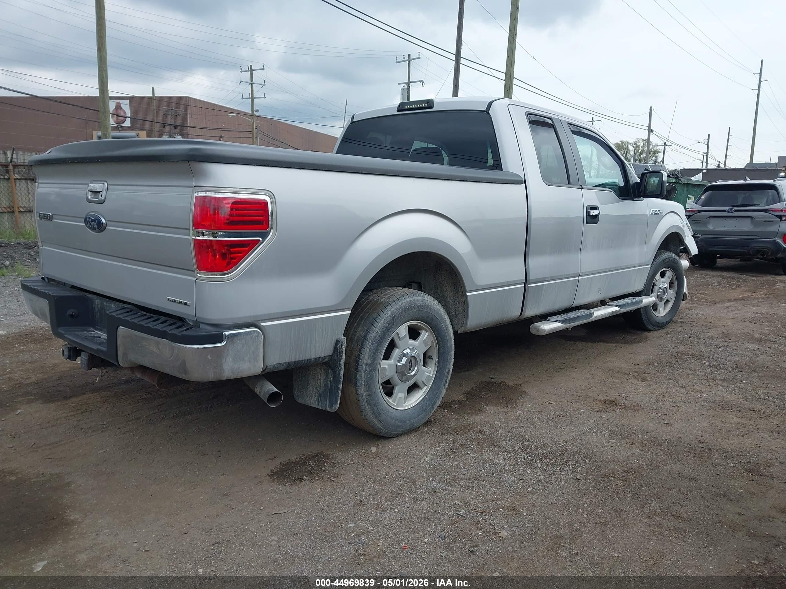 2014 Ford F-150 Xlt Silver vin: 1FTEX1CM4EKF60671