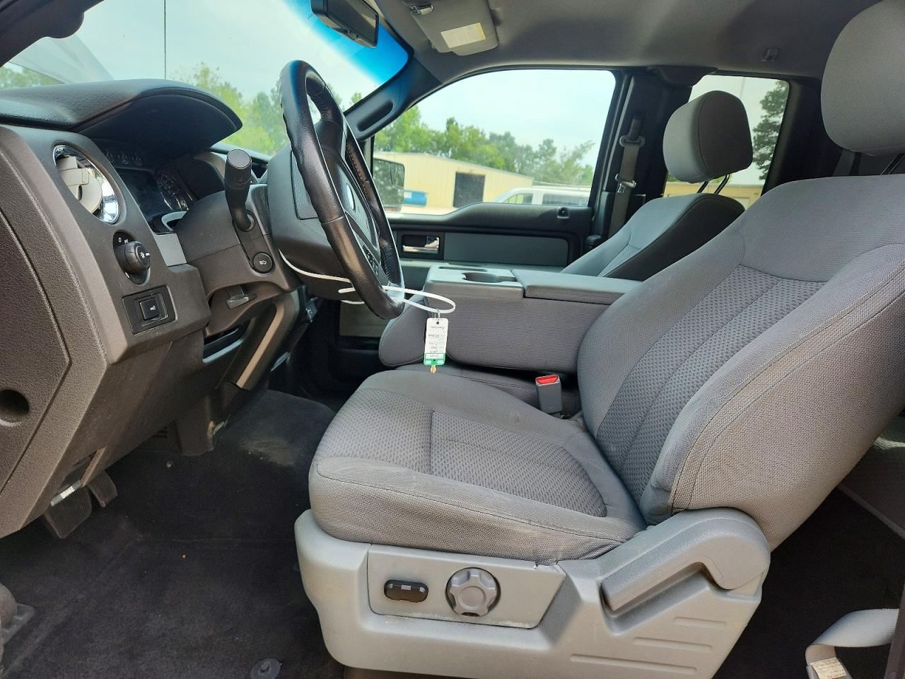 2012 Ford F150 Super Cab Gray vin: 1FTEX1CM5CFA09073