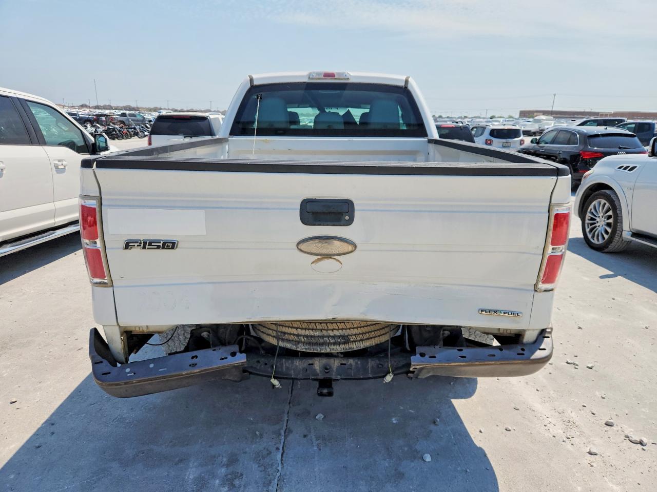 2012 Ford F150 Super Cab Two Tone vin: 1FTEX1CM5CFB26913