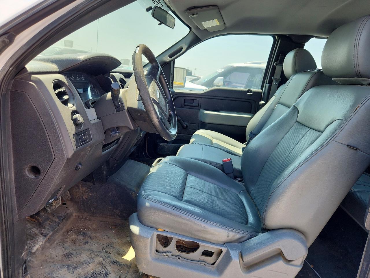 2012 Ford F150 Super Cab Two Tone vin: 1FTEX1CM5CFB26913
