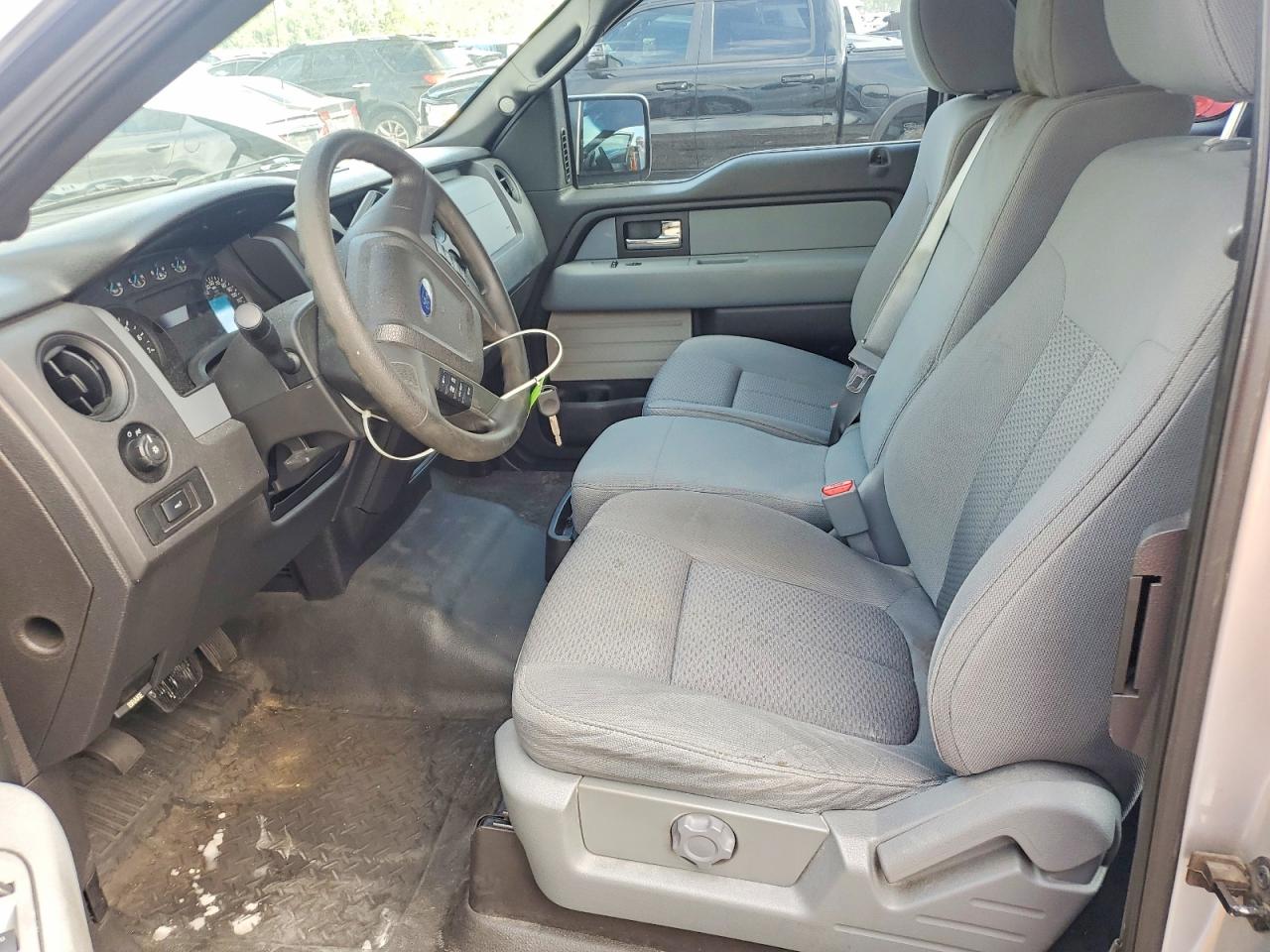 2013 Ford F150 Super Cab Silver vin: 1FTEX1CM5DFB59329