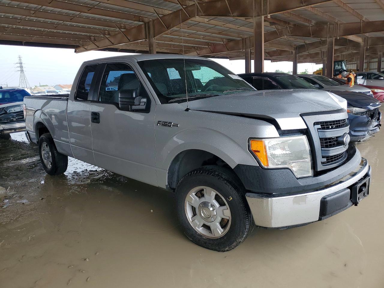 2013 Ford F150 Super Cab Silver vin: 1FTEX1CM5DFB59329