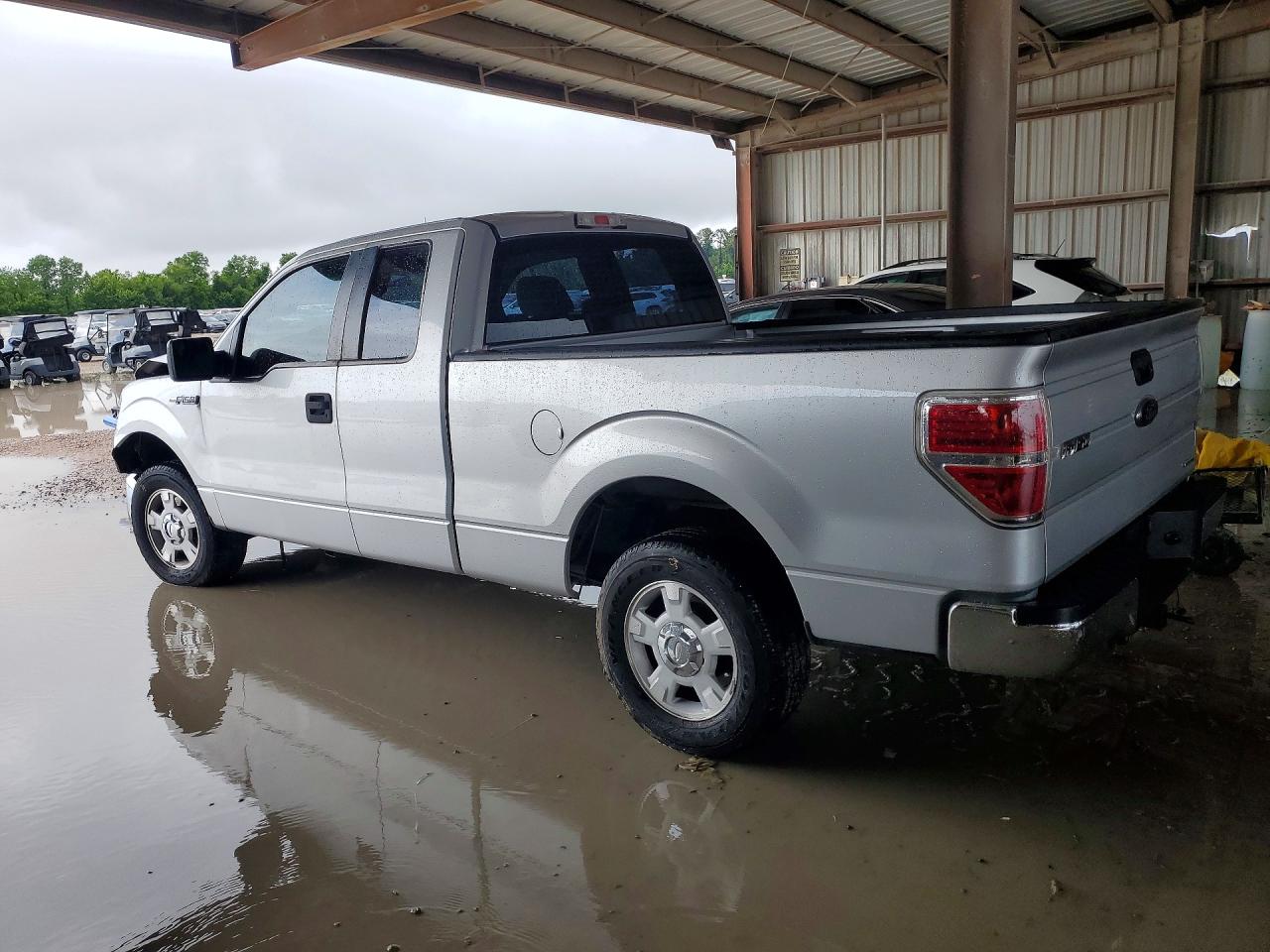 2013 Ford F150 Super Cab Silver vin: 1FTEX1CM5DFB59329