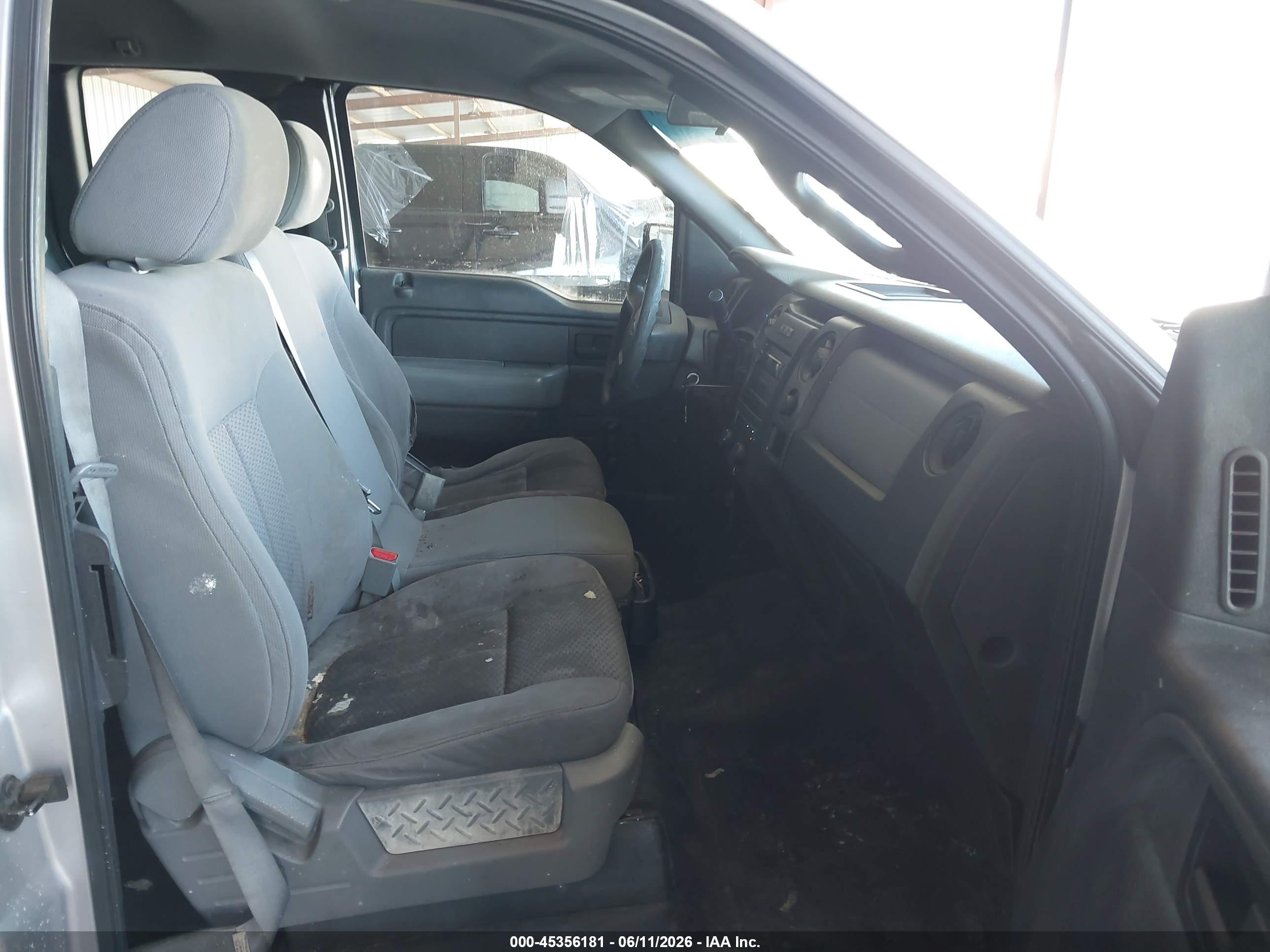2013 Ford F-150 Xl Silver vin: 1FTEX1CM5DFC50455