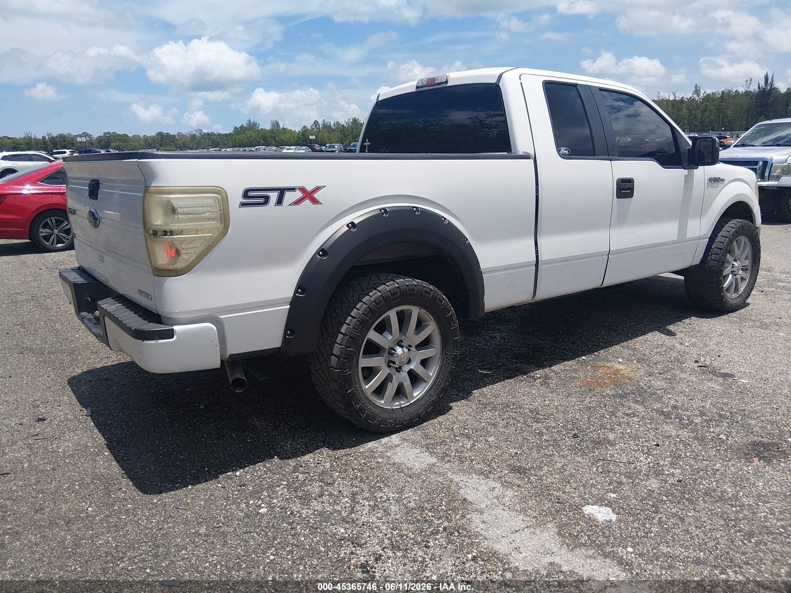 2014 Ford F-150 Stx Белый vin: 1FTEX1CM5EFB02324