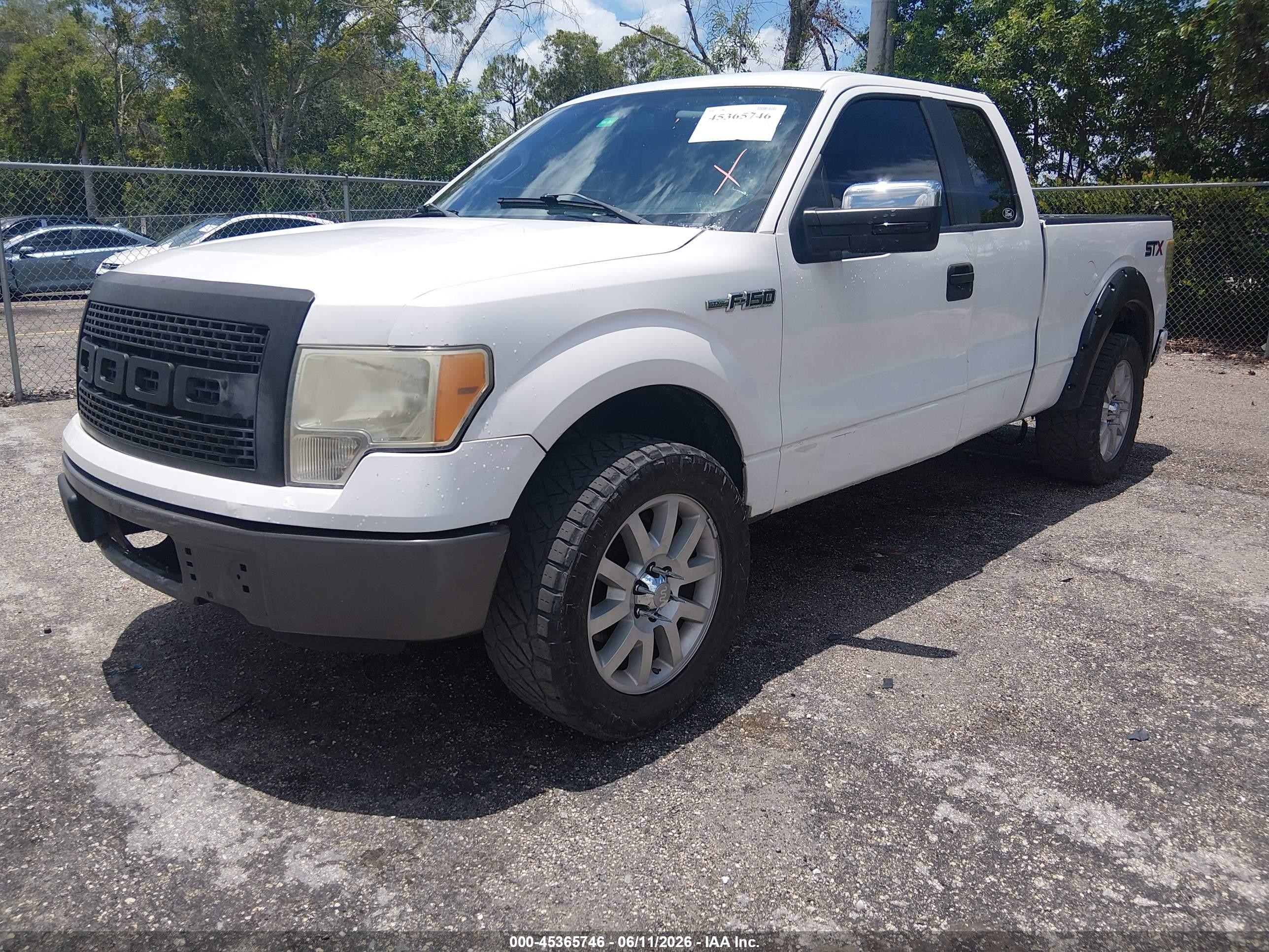 2014 Ford F-150 Stx Белый vin: 1FTEX1CM5EFB02324