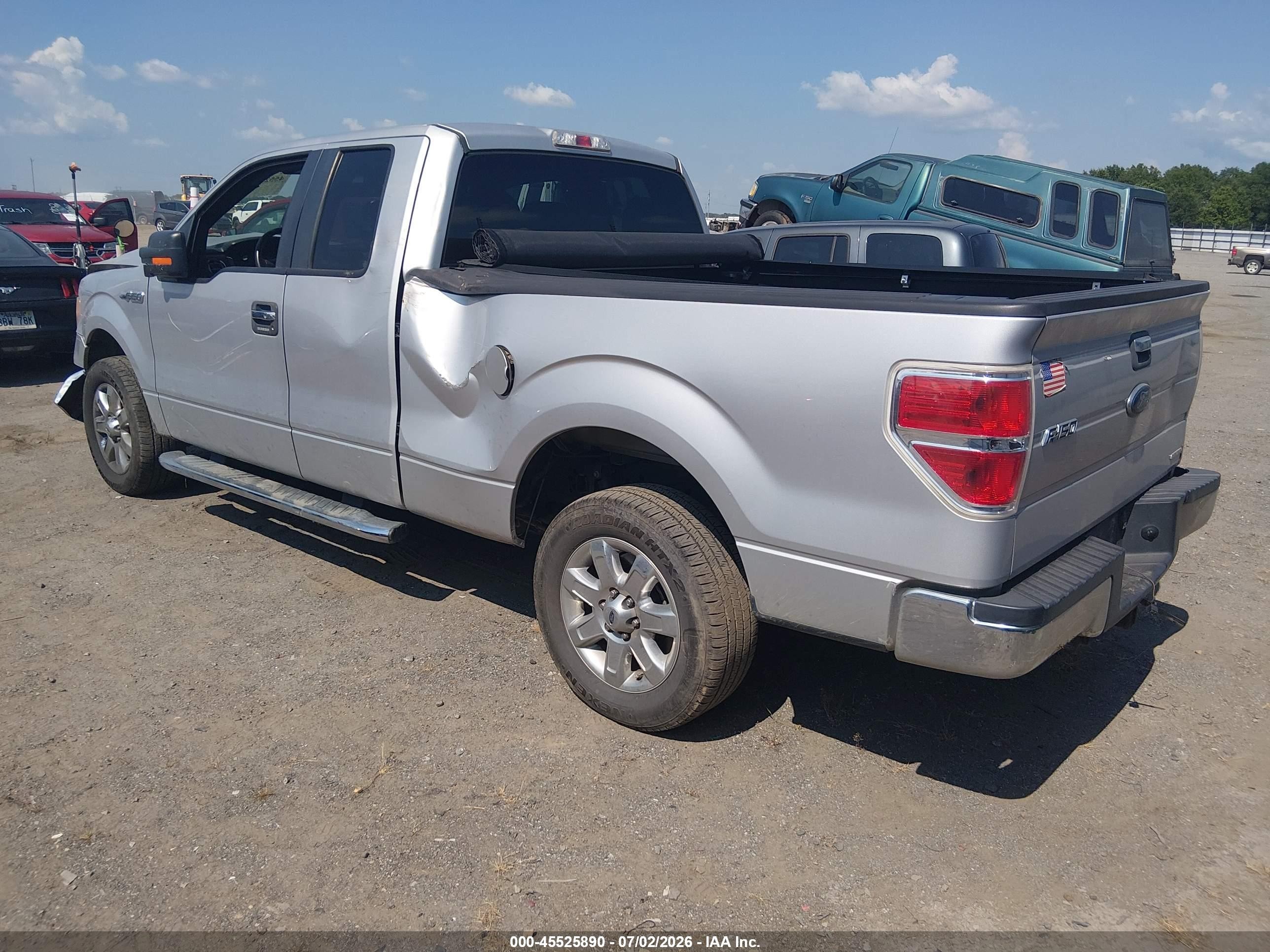 2014 Ford F-150 Xlt Silver vin: 1FTEX1CM5EKD42948