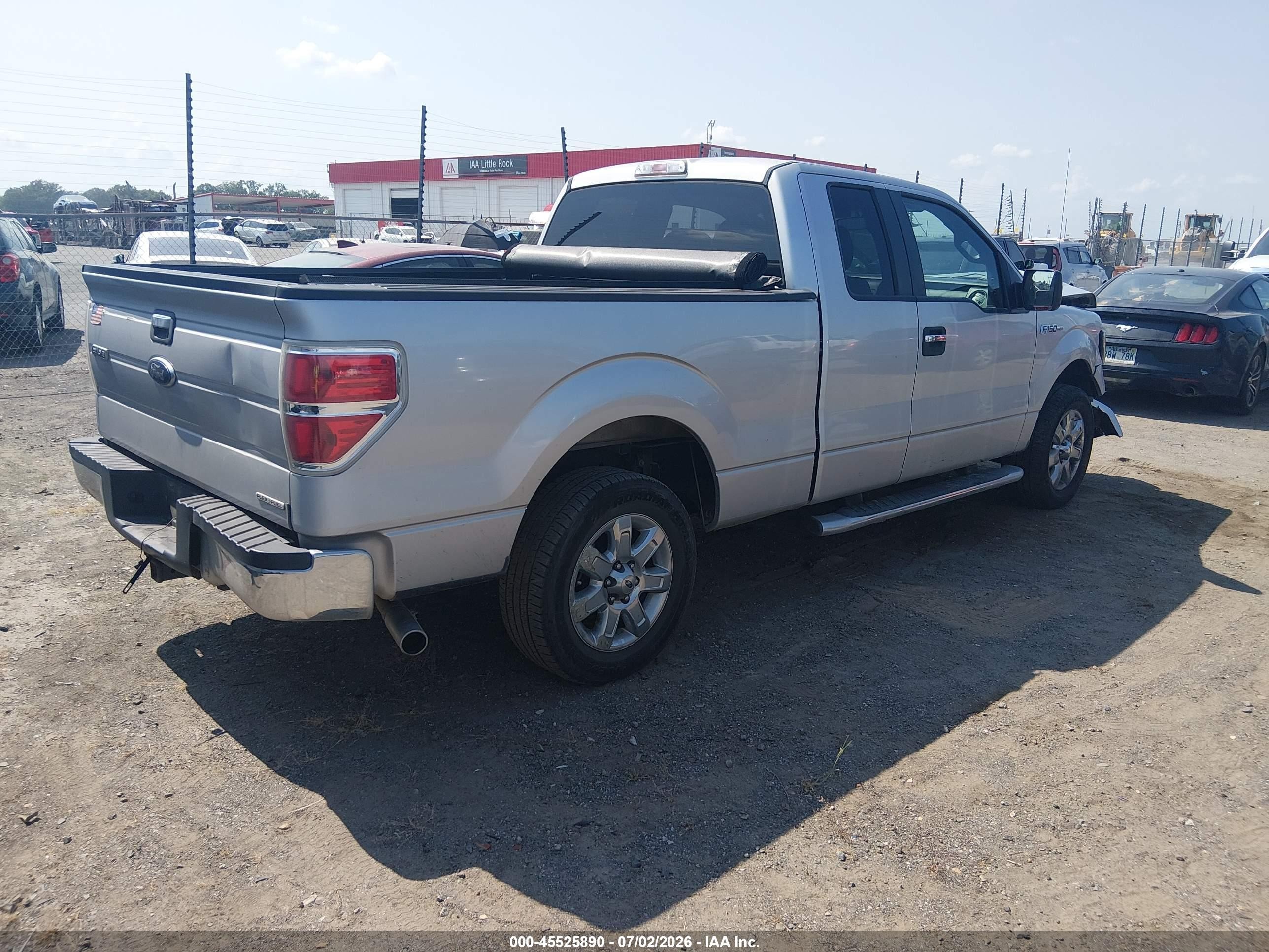 2014 Ford F-150 Xlt Silver vin: 1FTEX1CM5EKD42948