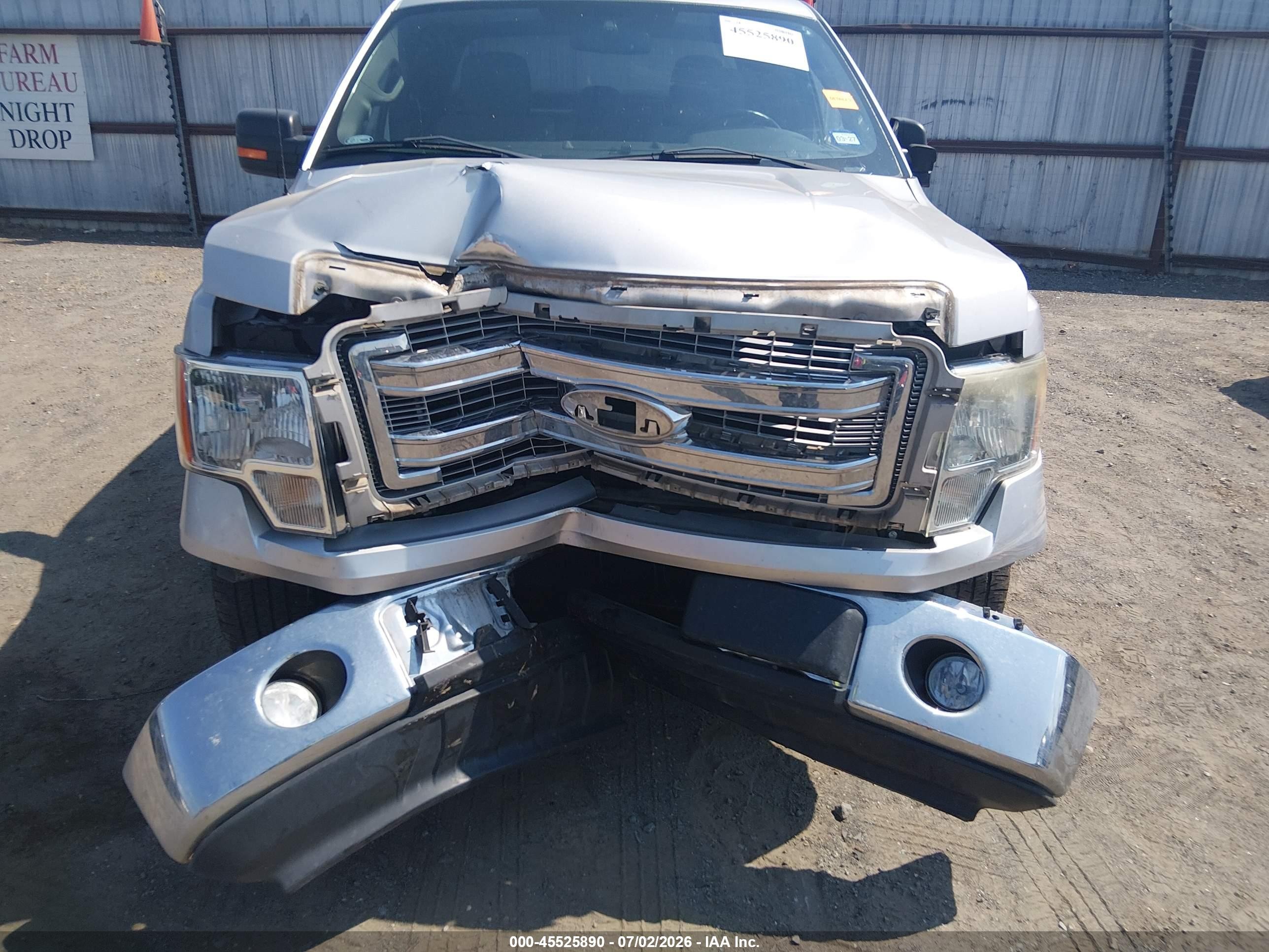 2014 Ford F-150 Xlt Silver vin: 1FTEX1CM5EKD42948
