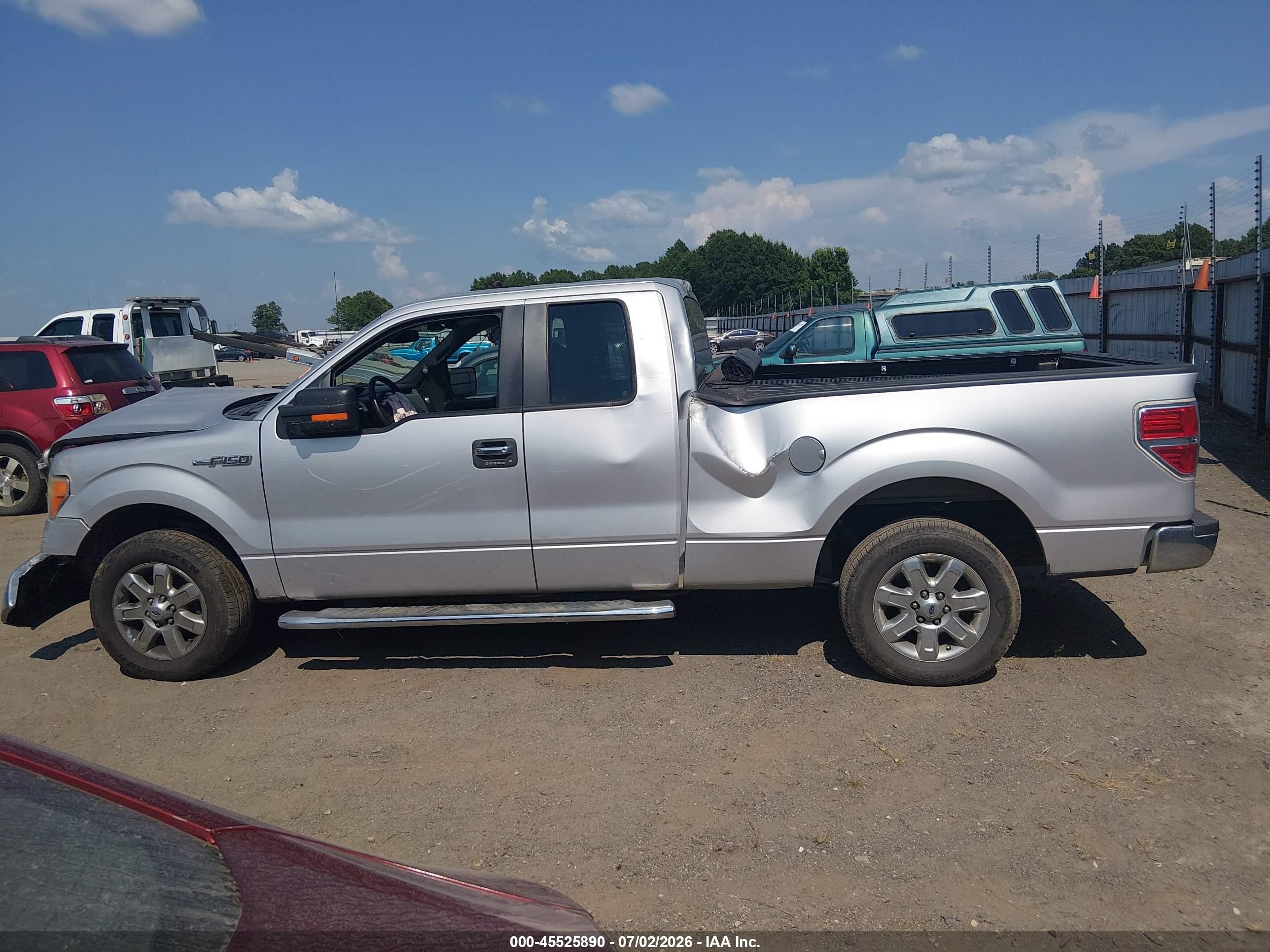 2014 Ford F-150 Xlt Silver vin: 1FTEX1CM5EKD42948
