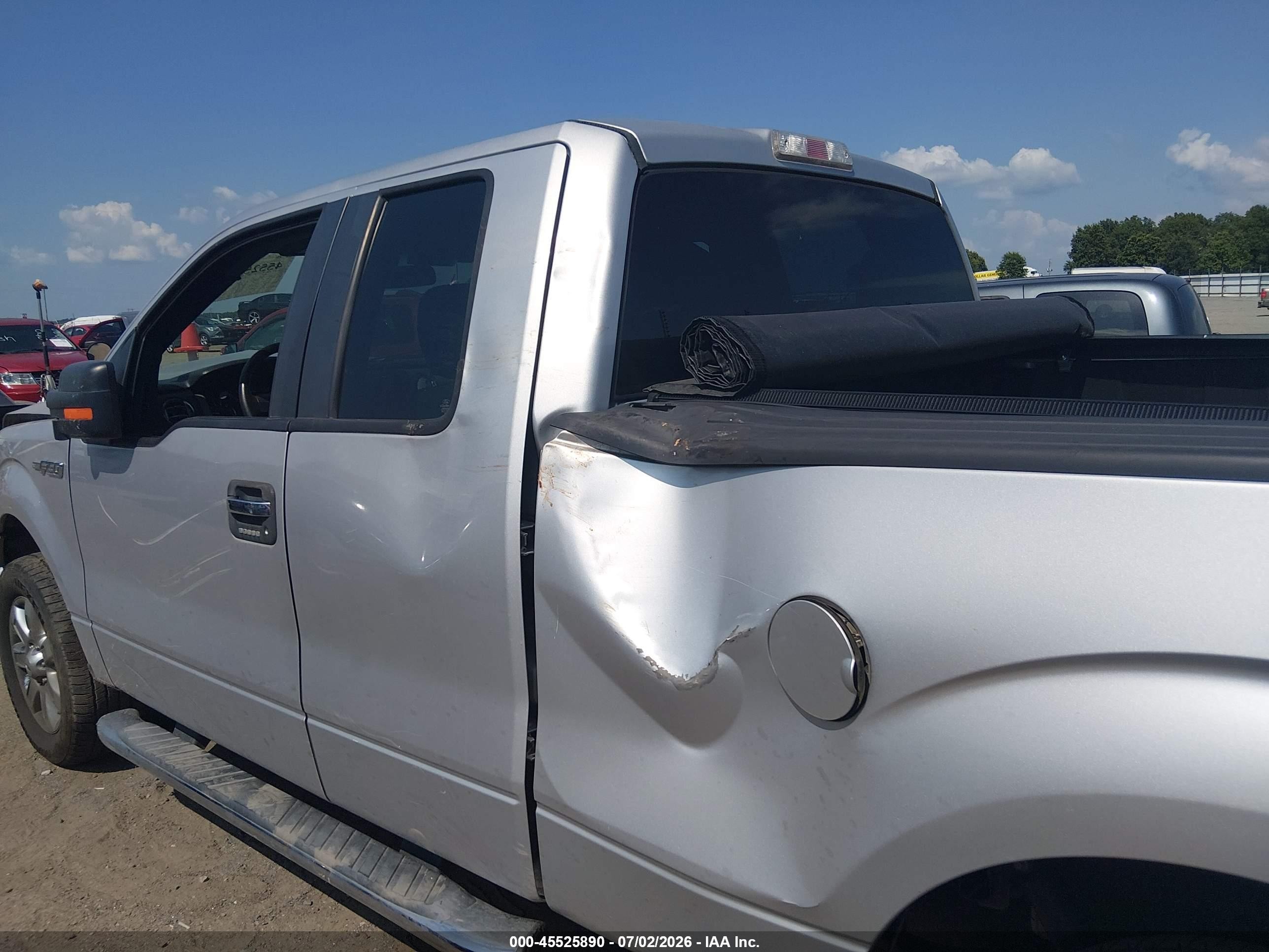 2014 Ford F-150 Xlt Silver vin: 1FTEX1CM5EKD42948