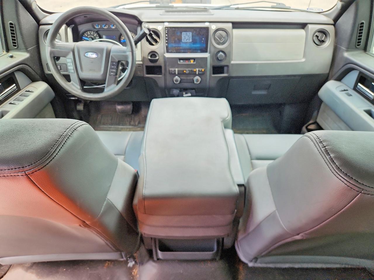 2014 Ford F150 Super Cab White vin: 1FTEX1CM5EKF62672
