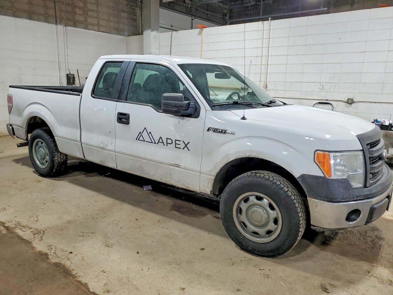 2014 Ford F150 Super Cab White vin: 1FTEX1CM5EKG35331