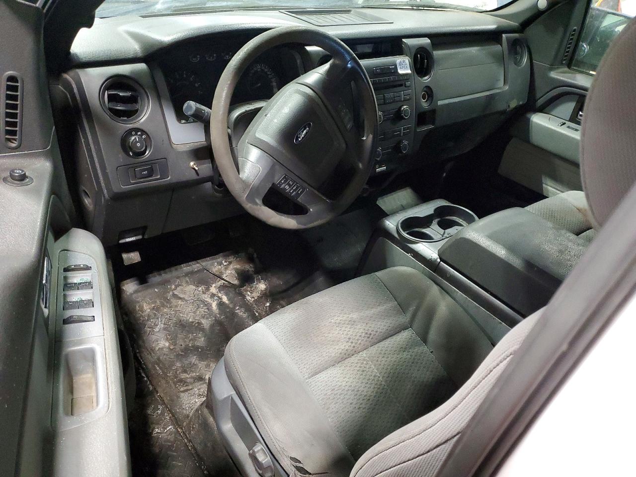 2014 Ford F150 Super Cab White vin: 1FTEX1CM5EKG35331