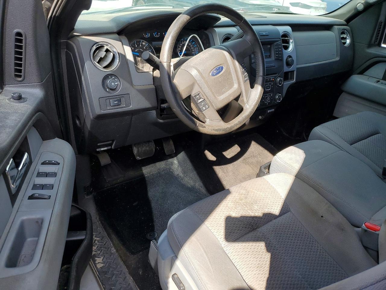 2014 Ford F150 Super Cab Silver vin: 1FTEX1CM5EKG42960