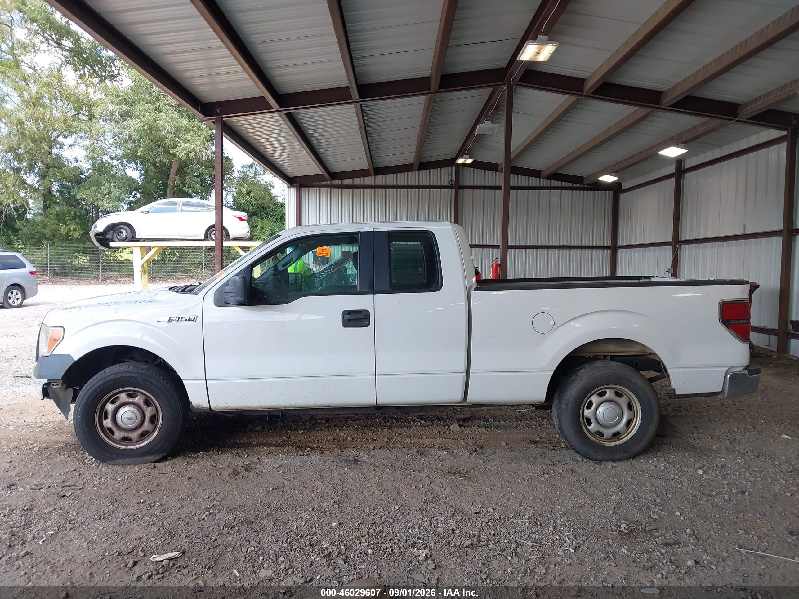 2011 Ford F-150 Xl White vin: 1FTEX1CM6BFB37658