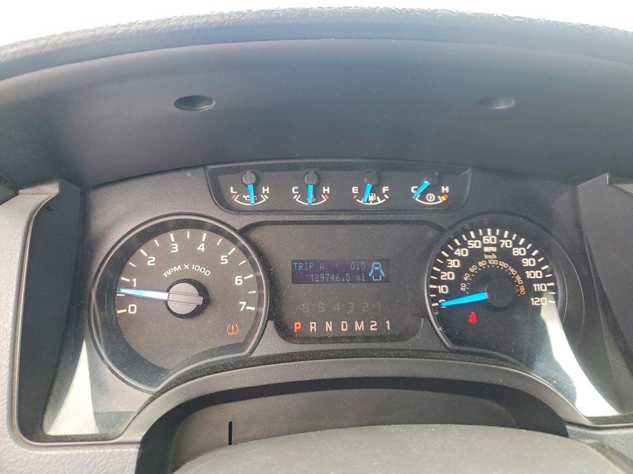 2013 Ford F150 Super Cab White vin: 1FTEX1CM6DFC58158