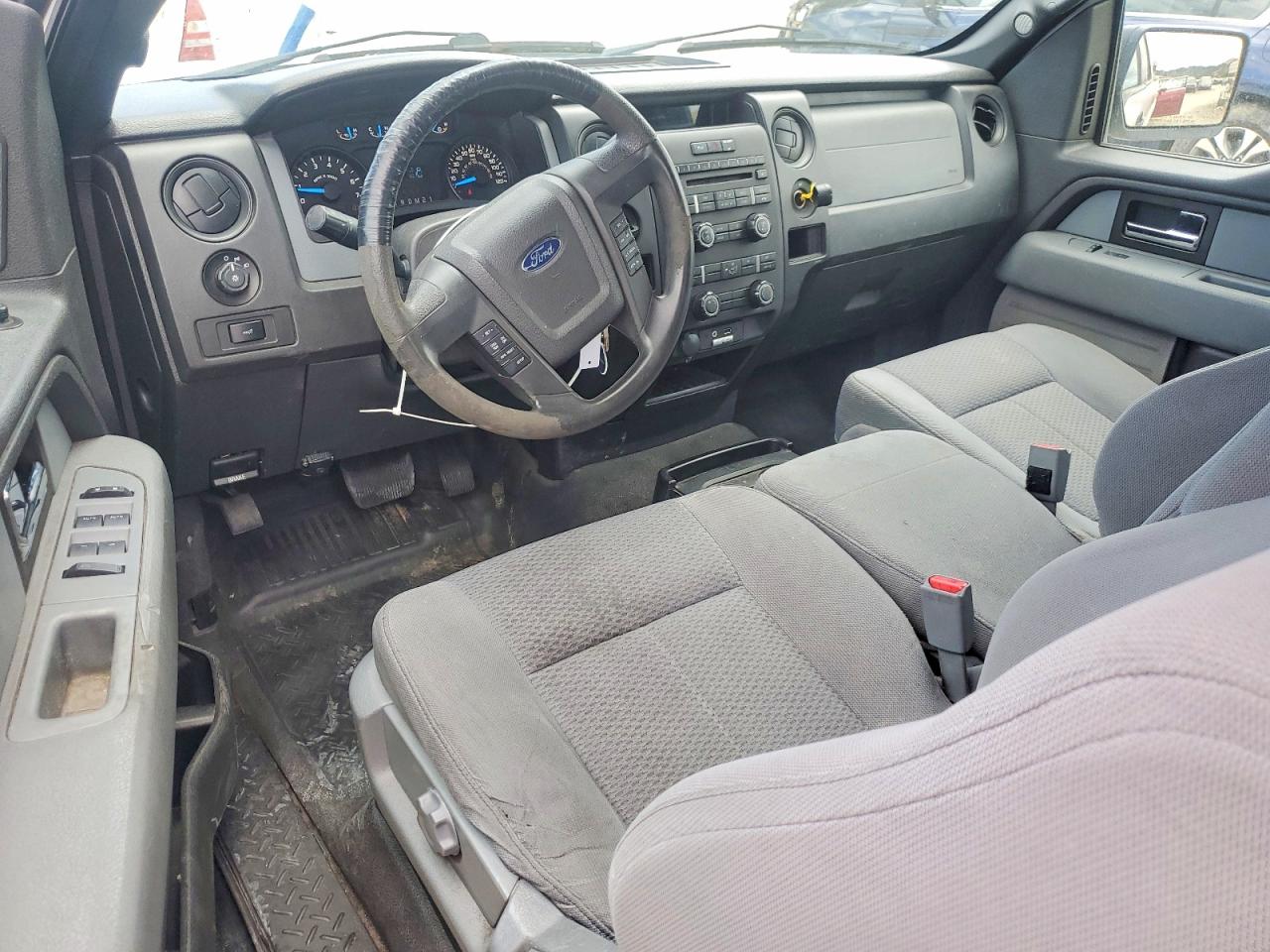 2013 Ford F150 Super Cab White vin: 1FTEX1CM6DFC58158