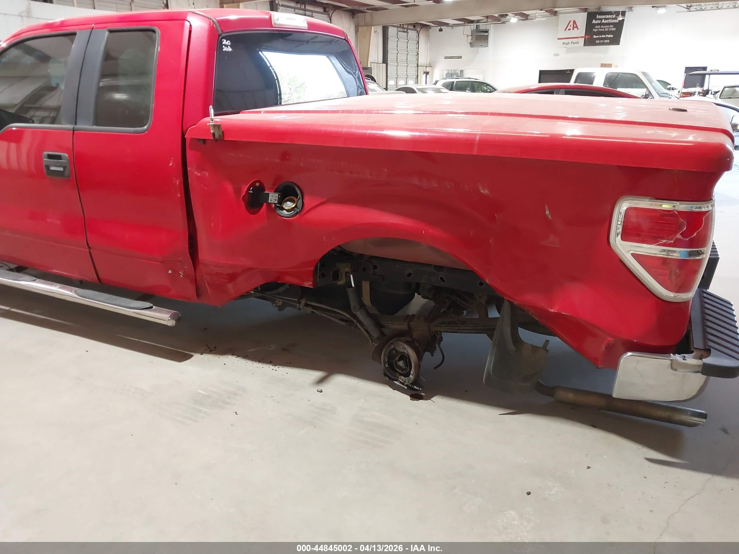 2011 Ford F-150 Xl Red vin: 1FTEX1CM7BKD63196