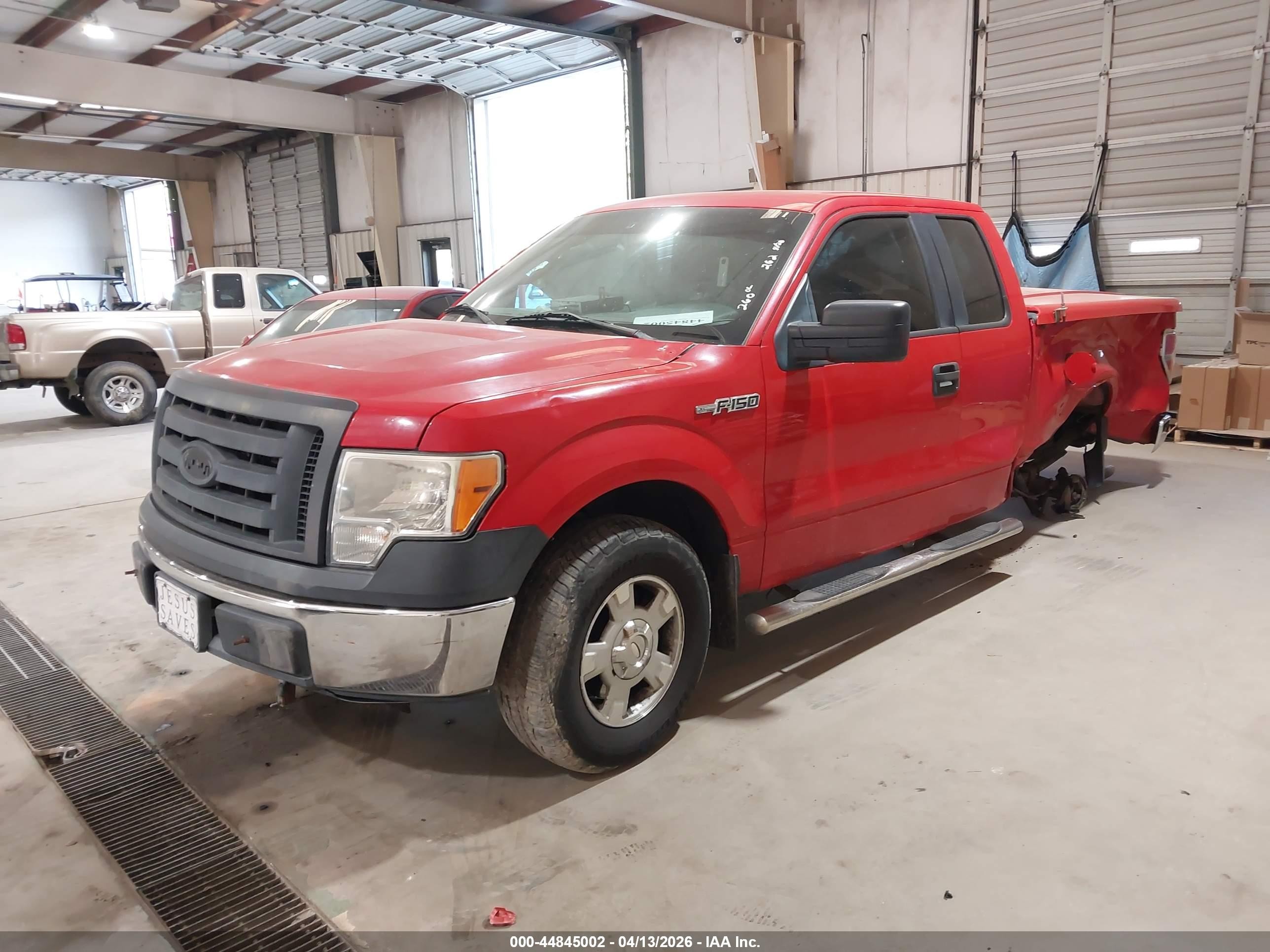 2011 Ford F-150 Xl Red vin: 1FTEX1CM7BKD63196