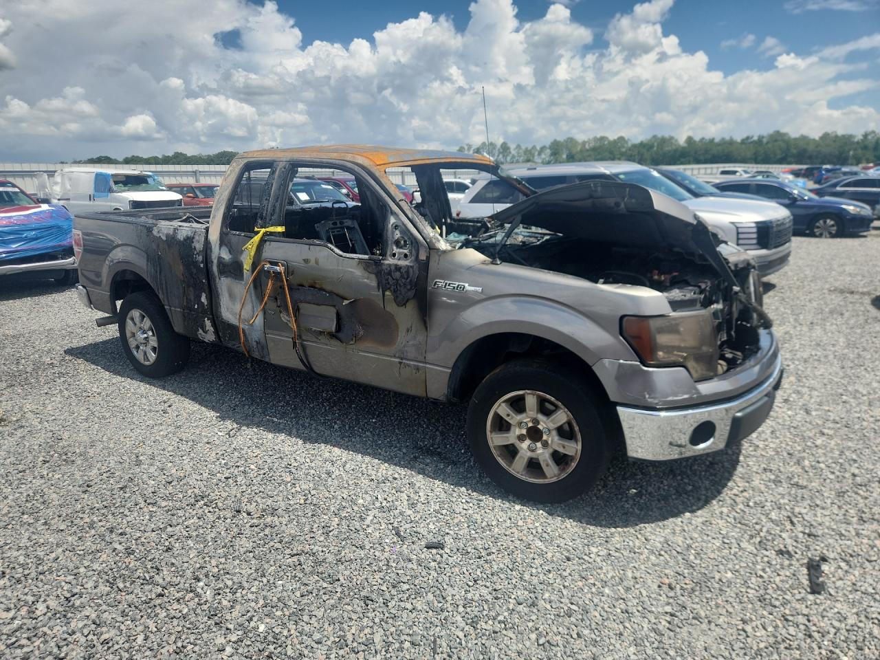 2012 Ford F150 Super Cab Gray vin: 1FTEX1CM7CFA10094