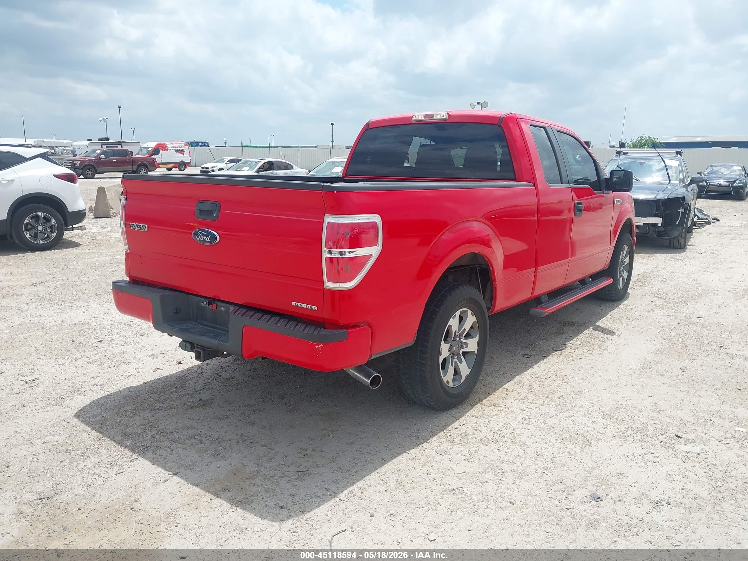 2012 Ford F-150 Xlt Red vin: 1FTEX1CM7CFB53837