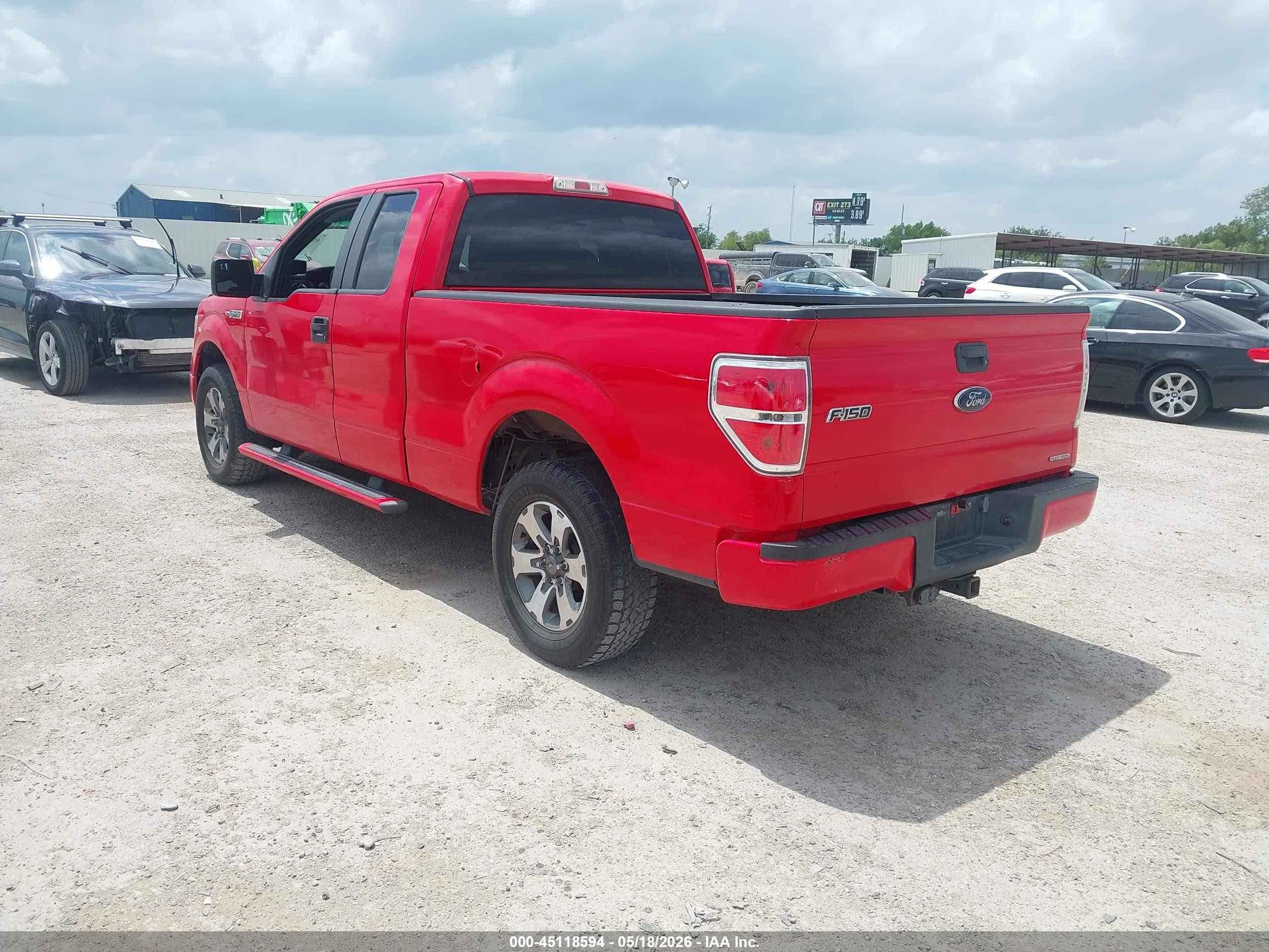 2012 Ford F-150 Xlt Red vin: 1FTEX1CM7CFB53837