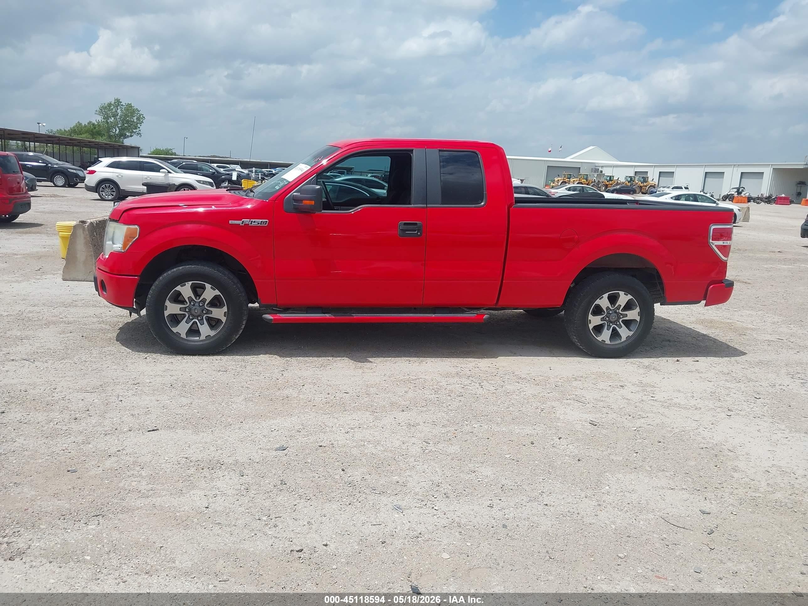 2012 Ford F-150 Xlt Red vin: 1FTEX1CM7CFB53837