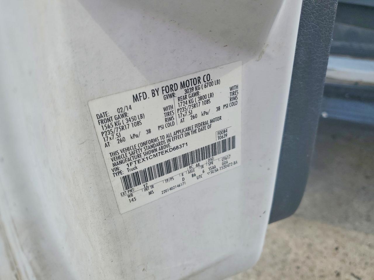 2014 Ford F150 Super Cab White vin: 1FTEX1CM7EKD68371