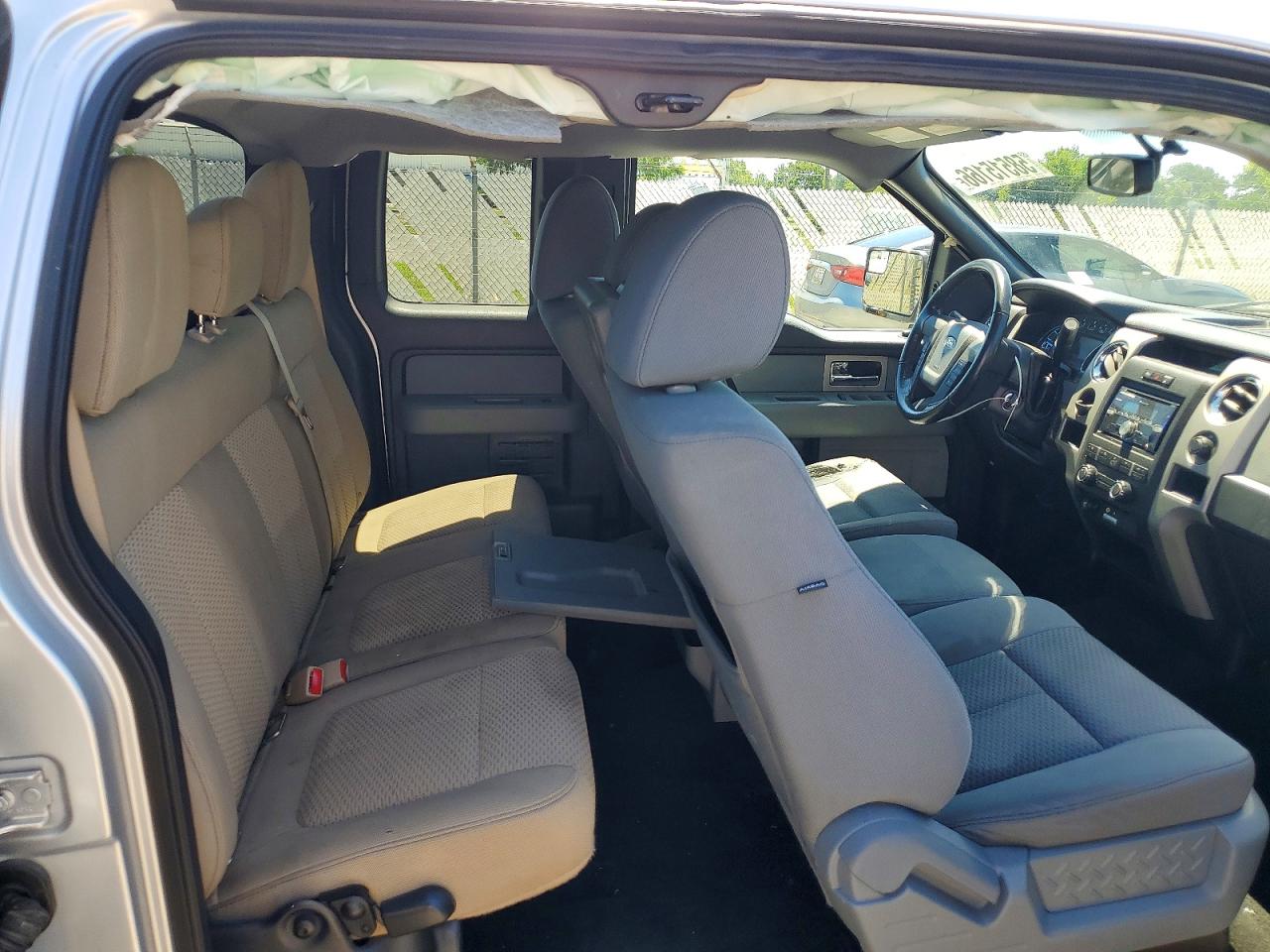 2011 Ford F150 Super Cab Silver vin: 1FTEX1CM8BFB89647