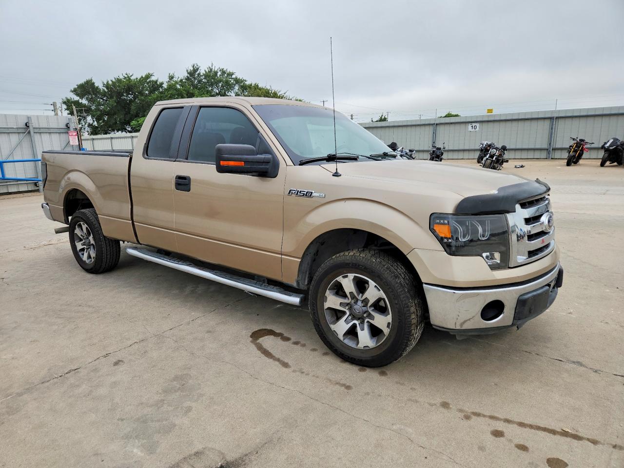 2012 Ford F150 Super Cab Gold vin: 1FTEX1CM8CKD04353