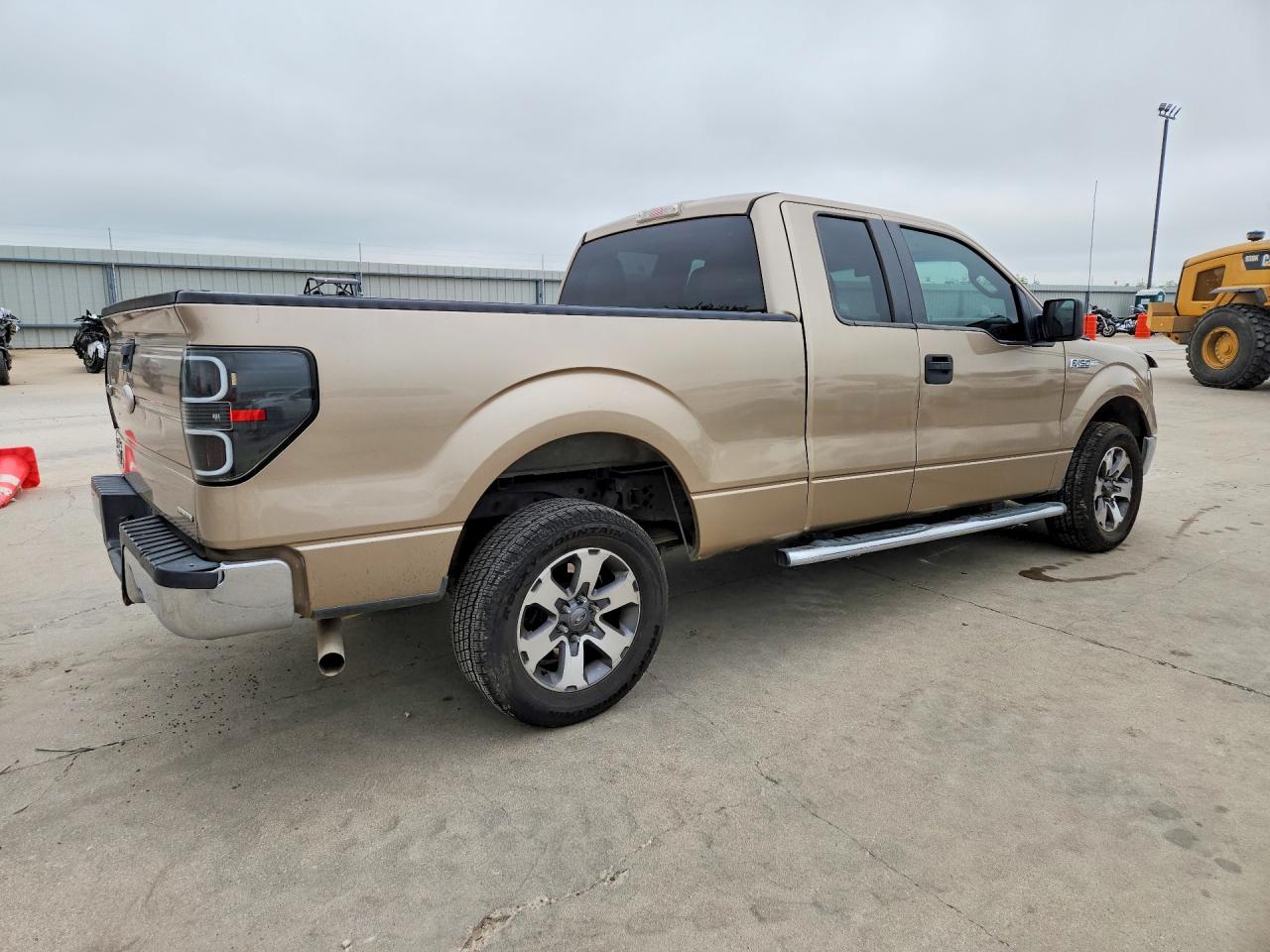 2012 Ford F150 Super Cab Gold vin: 1FTEX1CM8CKD04353