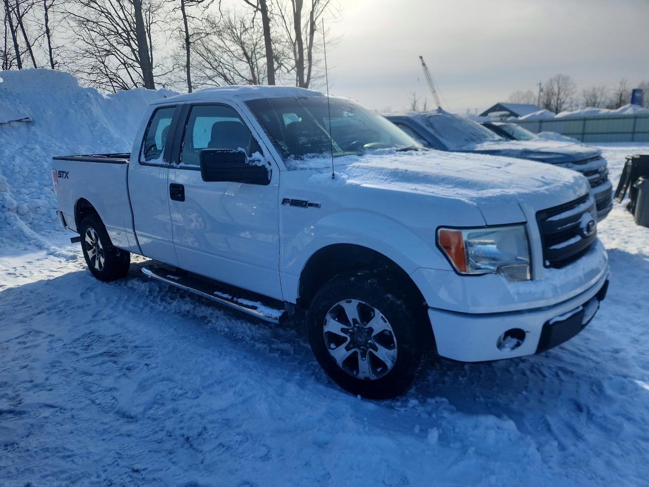 2014 Ford F150 White vin: 1FTEX1CM8EKG06745