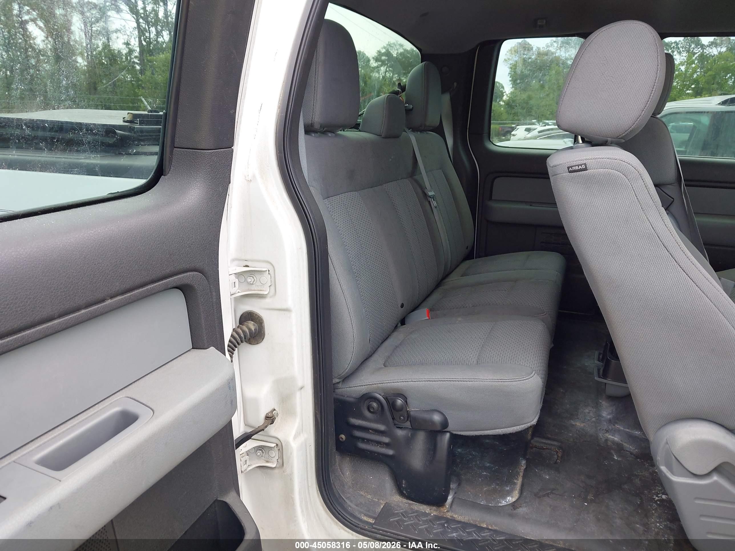 2014 Ford F-150 Stx White vin: 1FTEX1CM8EKG28891