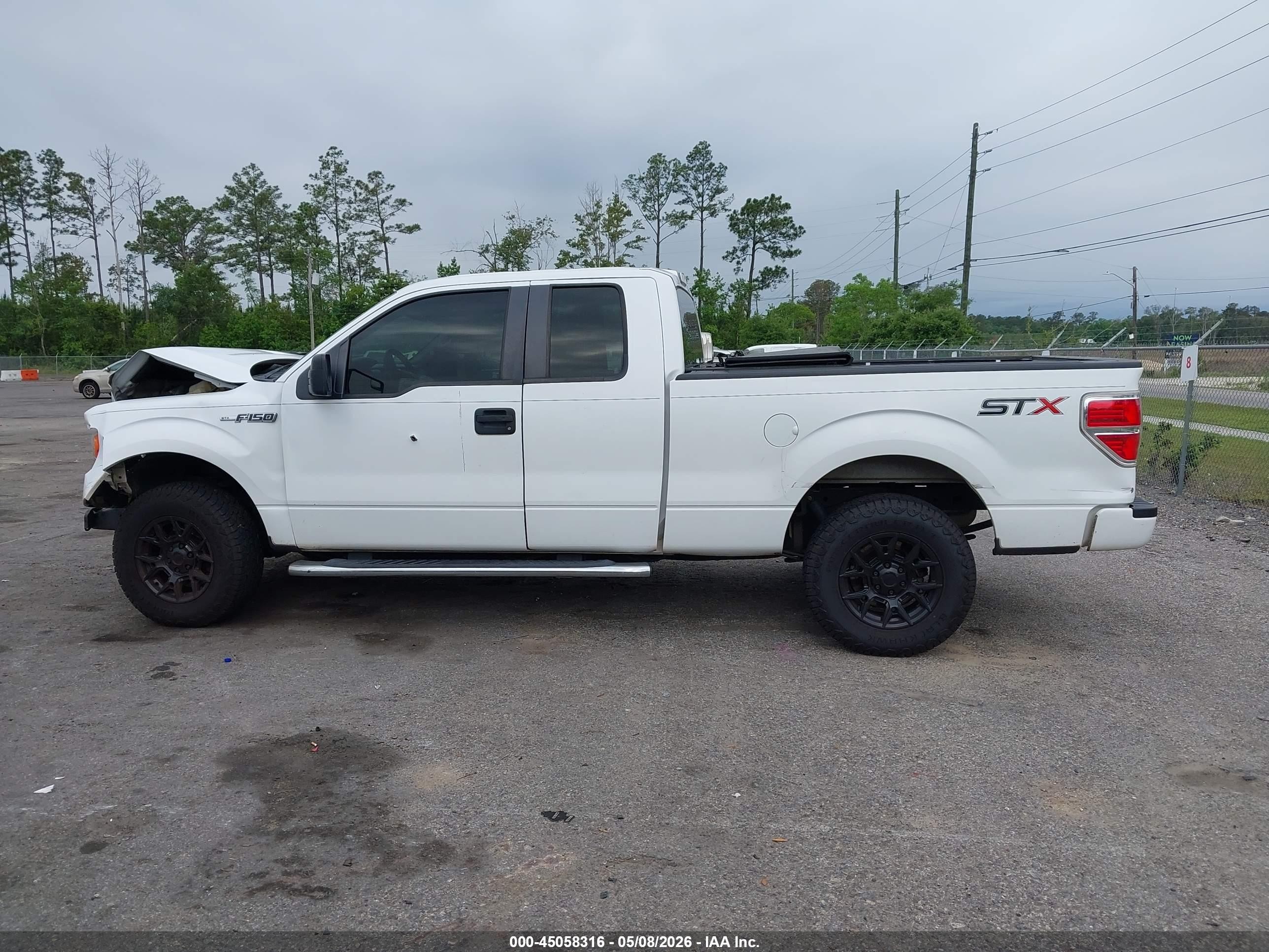 2014 Ford F-150 Stx White vin: 1FTEX1CM8EKG28891
