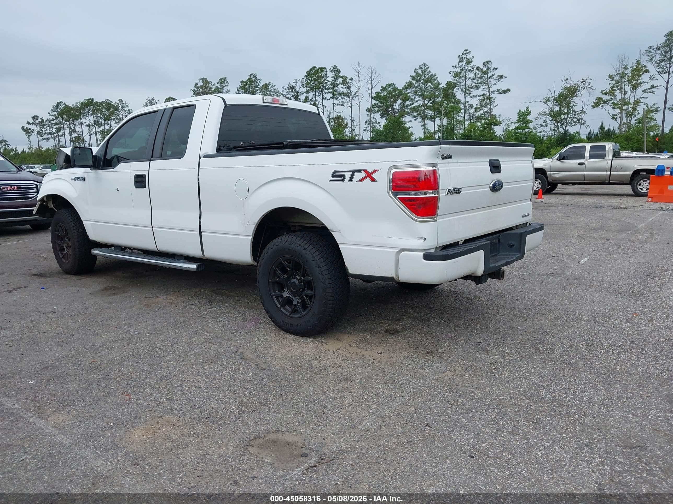 2014 Ford F-150 Stx White vin: 1FTEX1CM8EKG28891