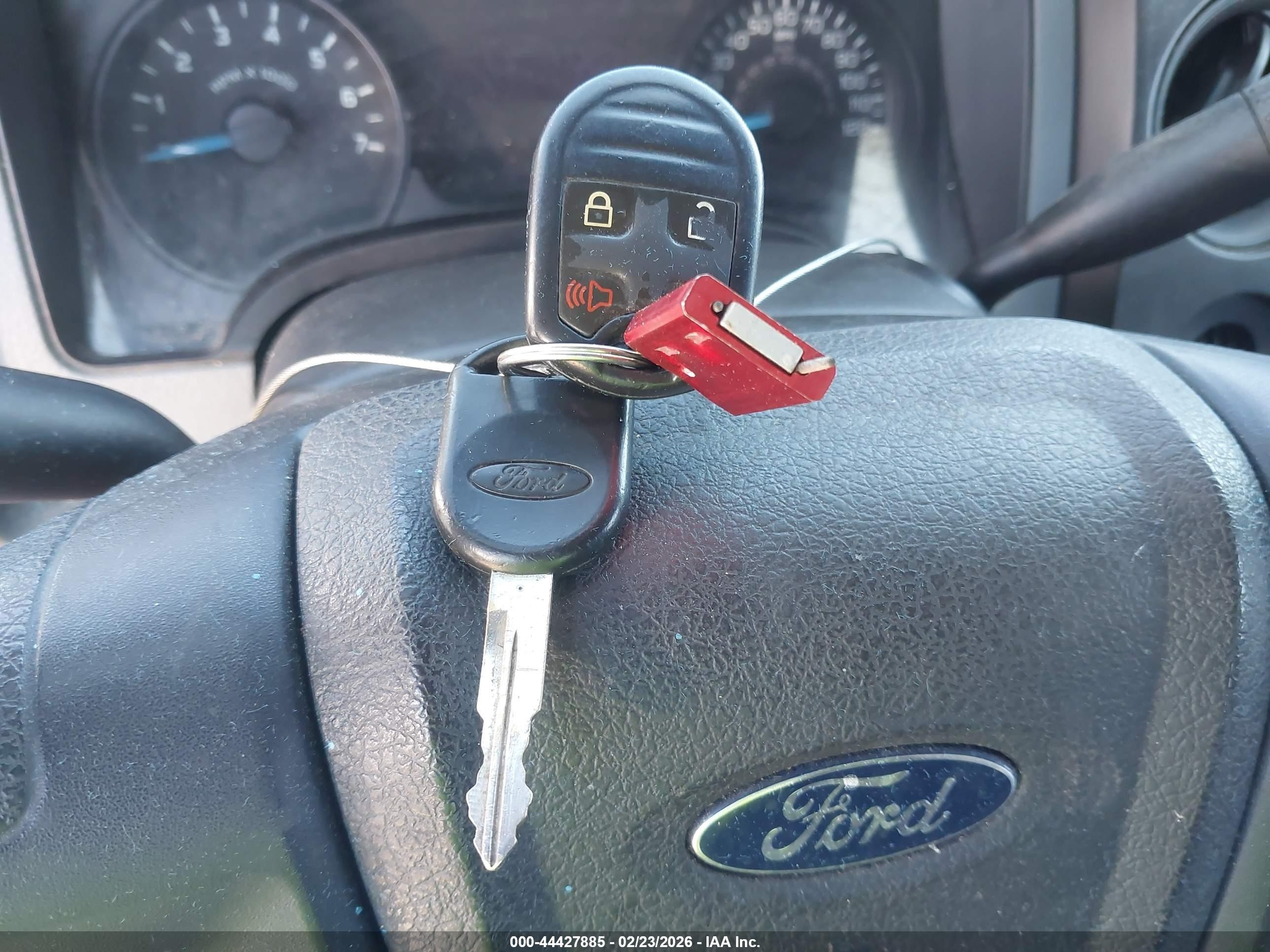 2014 Ford F-150 Stx White vin: 1FTEX1CM8EKG31953