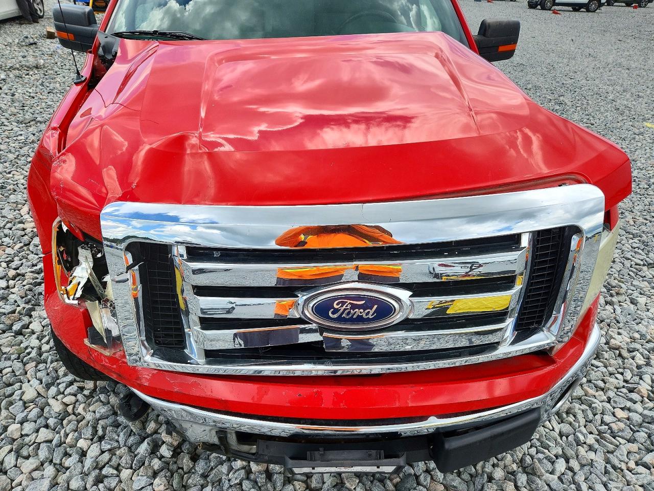 2011 Ford F150 Super Cab Красный vin: 1FTEX1CM9BFA69212